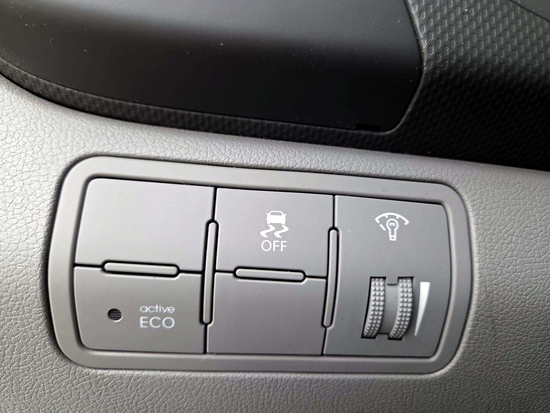 Thumbnail: 2015 Hyundai Accent - 13