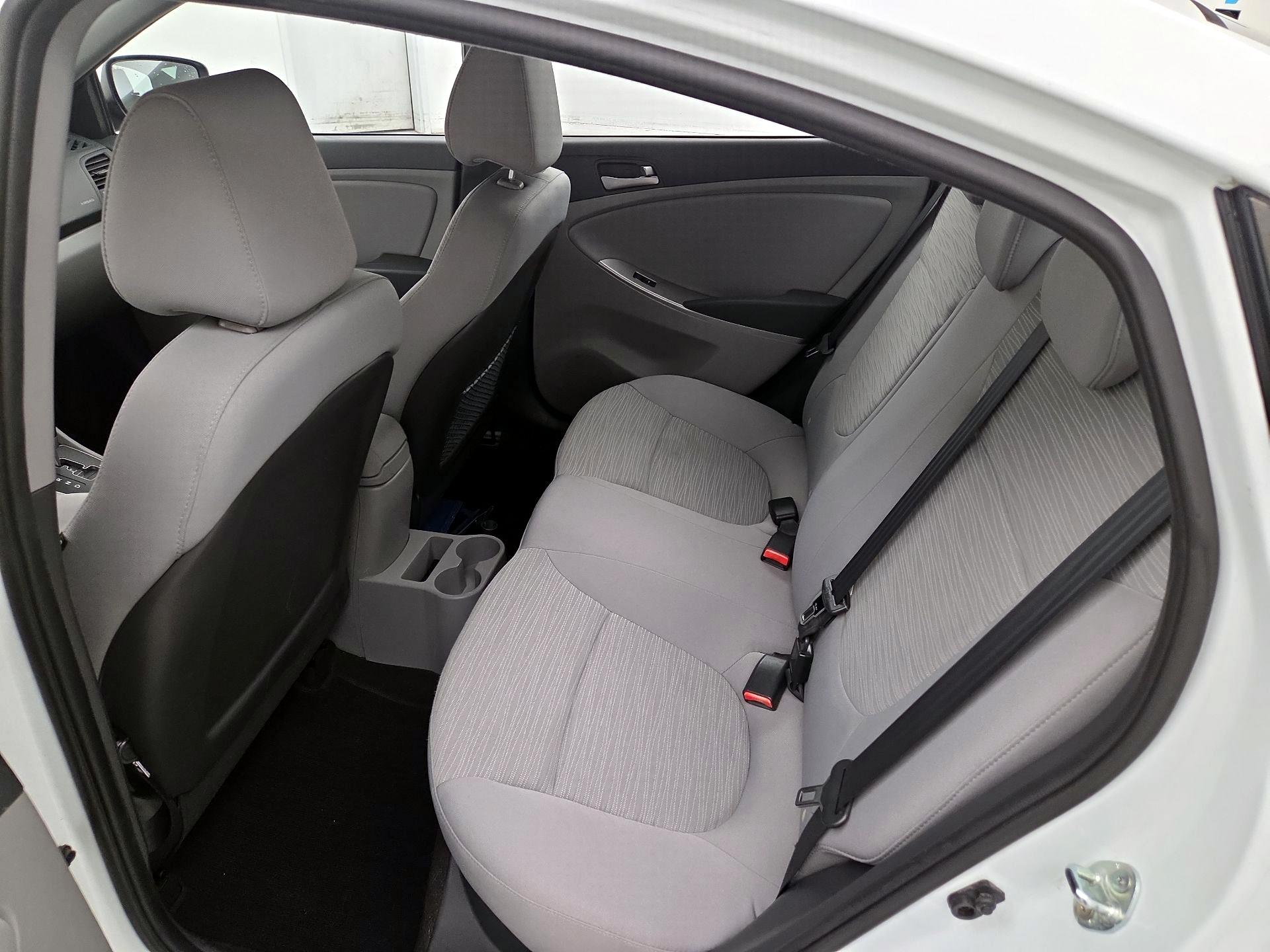 Thumbnail: 2015 Hyundai Accent - 18