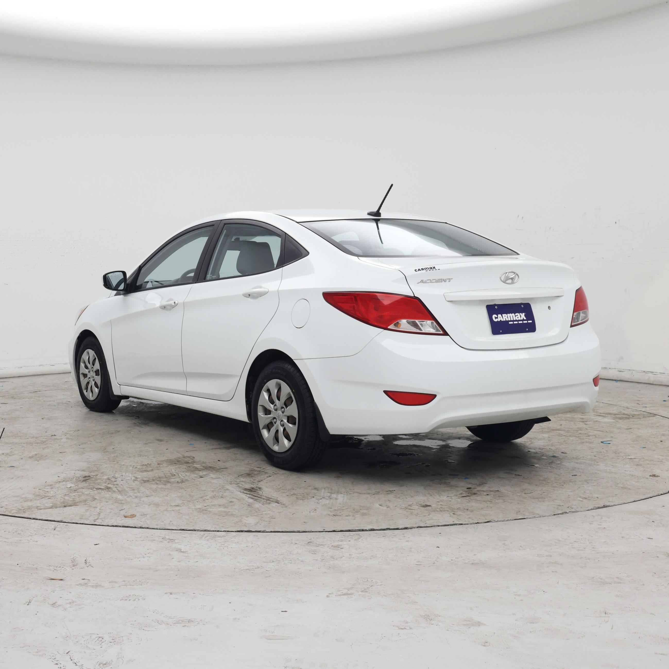 Thumbnail: 2015 Hyundai Accent - 2