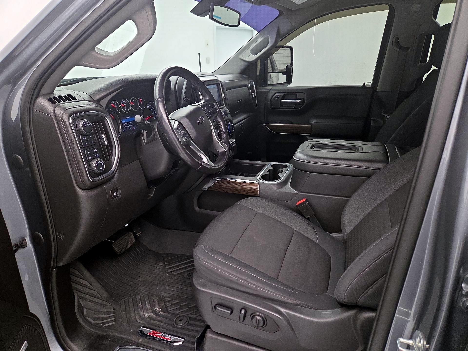 Thumbnail: 2020 Chevrolet Silverado 1500 - 11