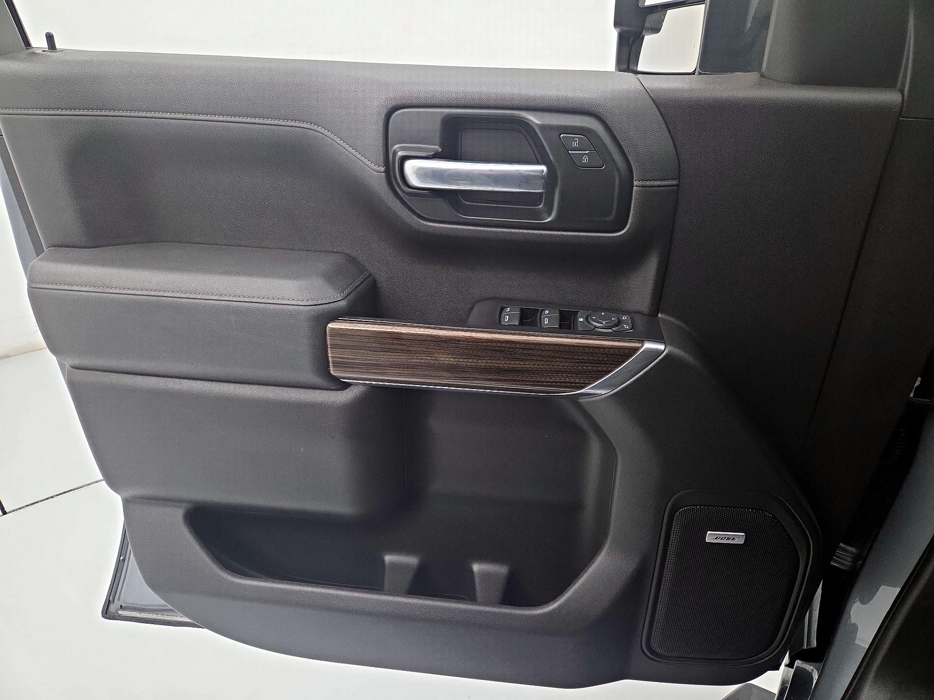 Thumbnail: 2020 Chevrolet Silverado 1500 - 12