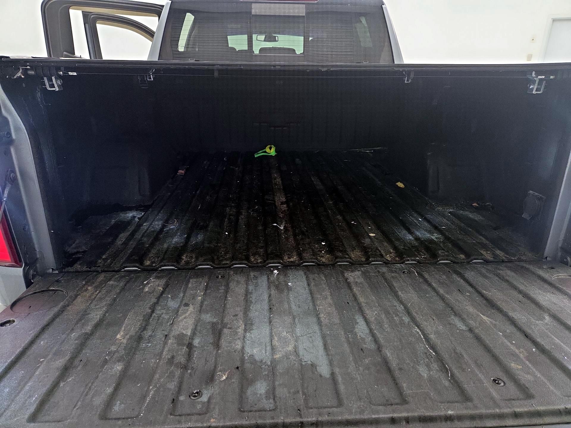 Thumbnail: 2020 Chevrolet Silverado 1500 - 20