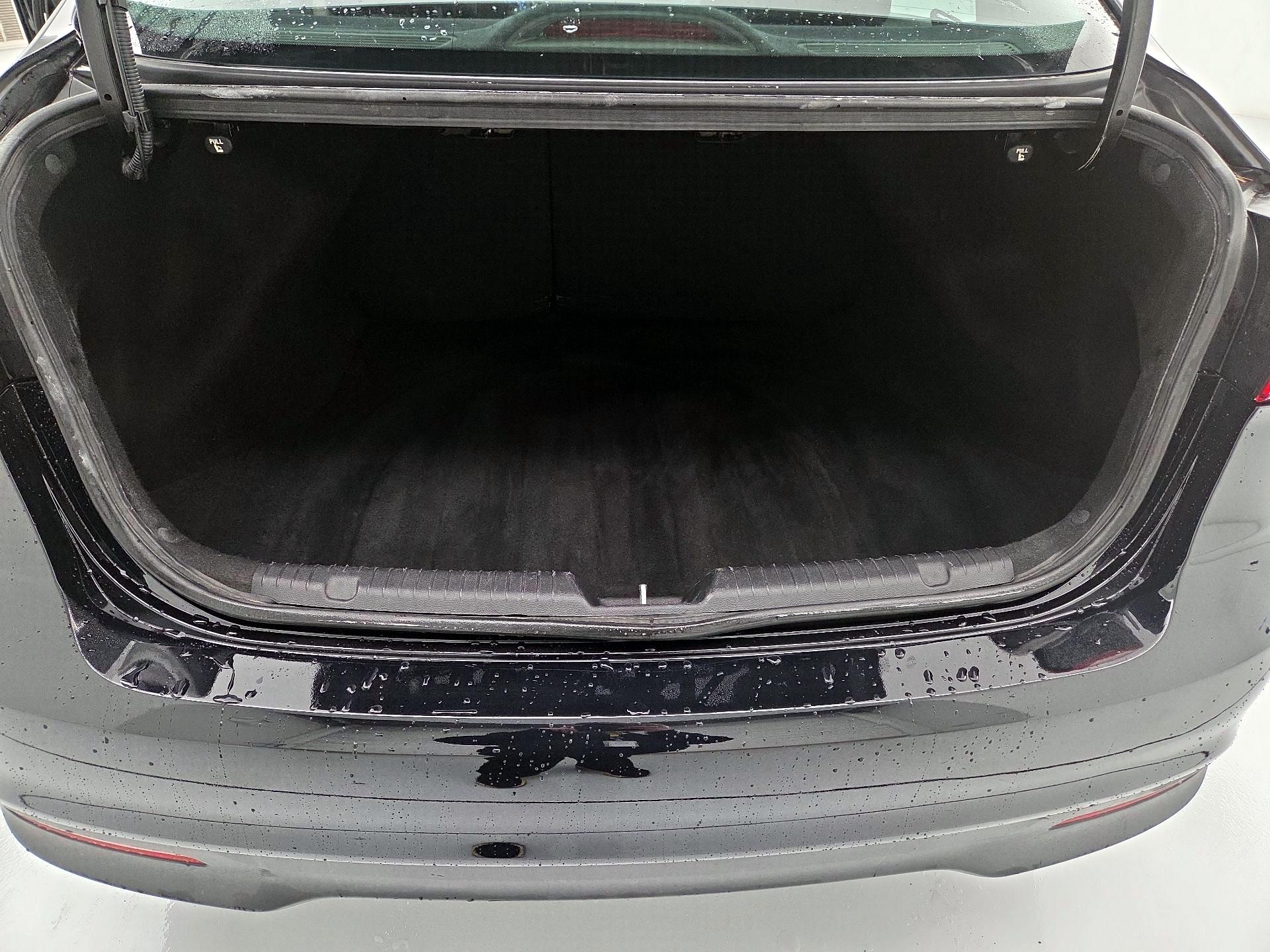 Thumbnail: 2017 Kia Forte - 19