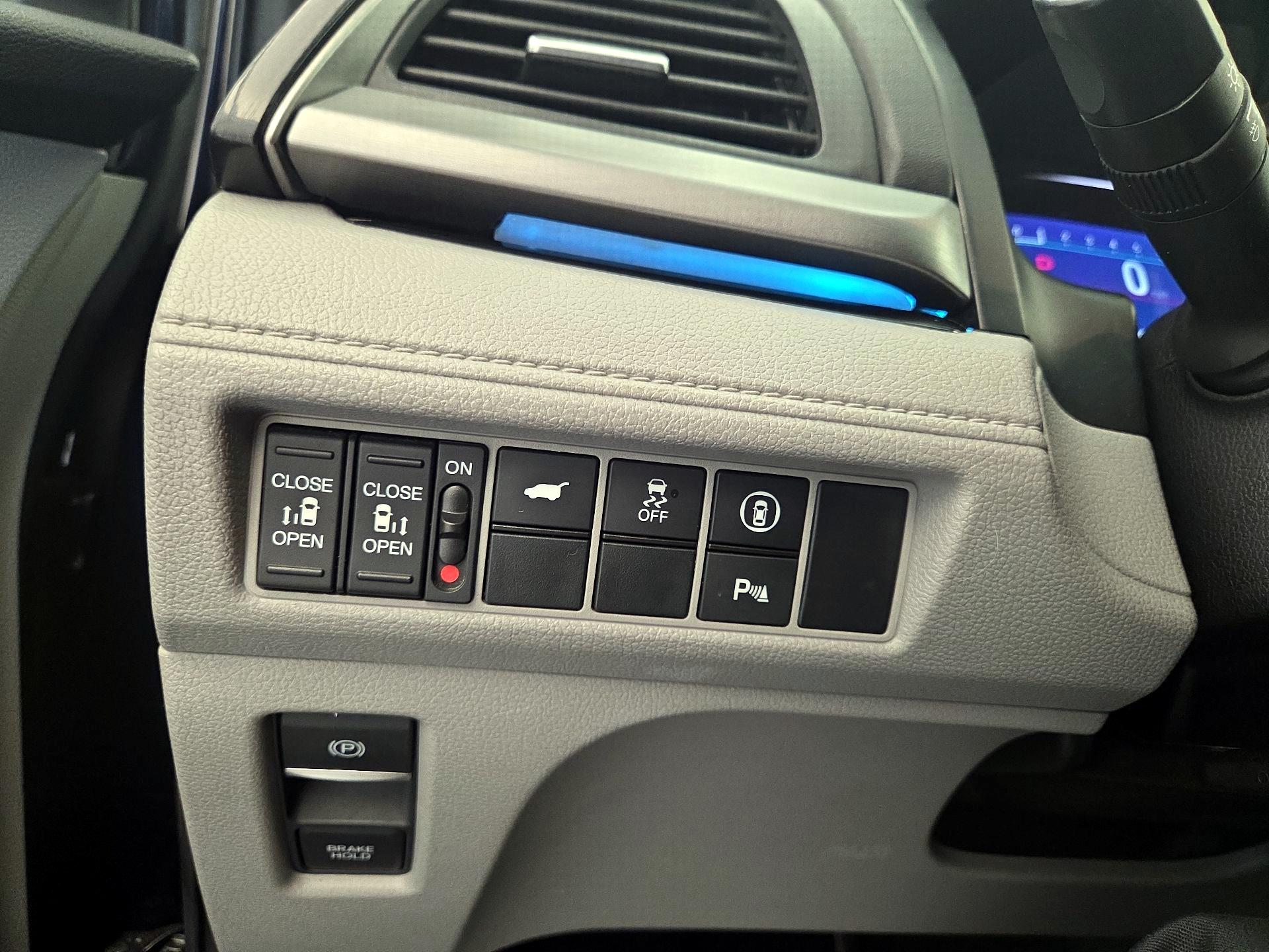 Thumbnail: 2021 Honda Odyssey - 13