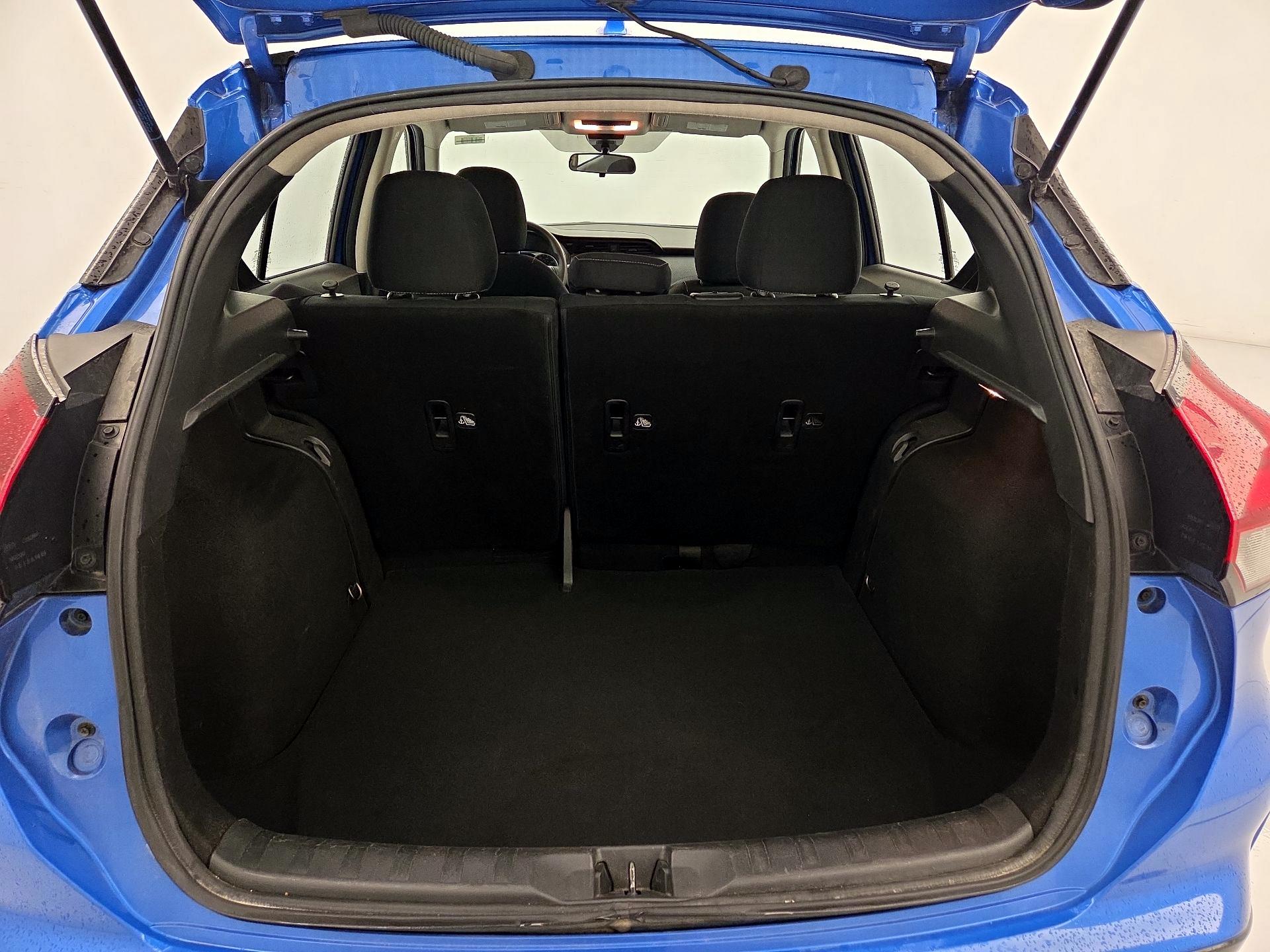 Thumbnail: 2021 Nissan Kicks - 20