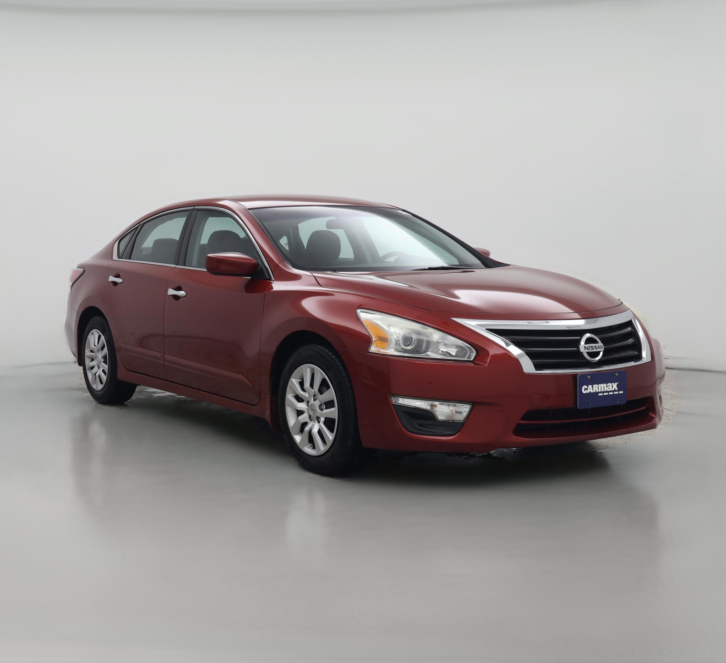 Thumbnail: 2015 Nissan Altima - 1