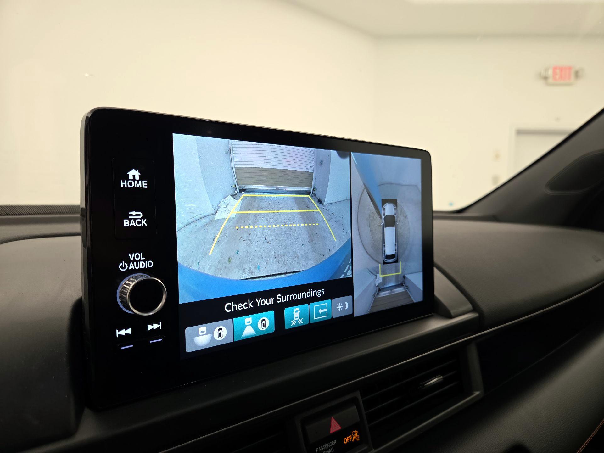 Thumbnail: 2024 Honda Pilot - 14