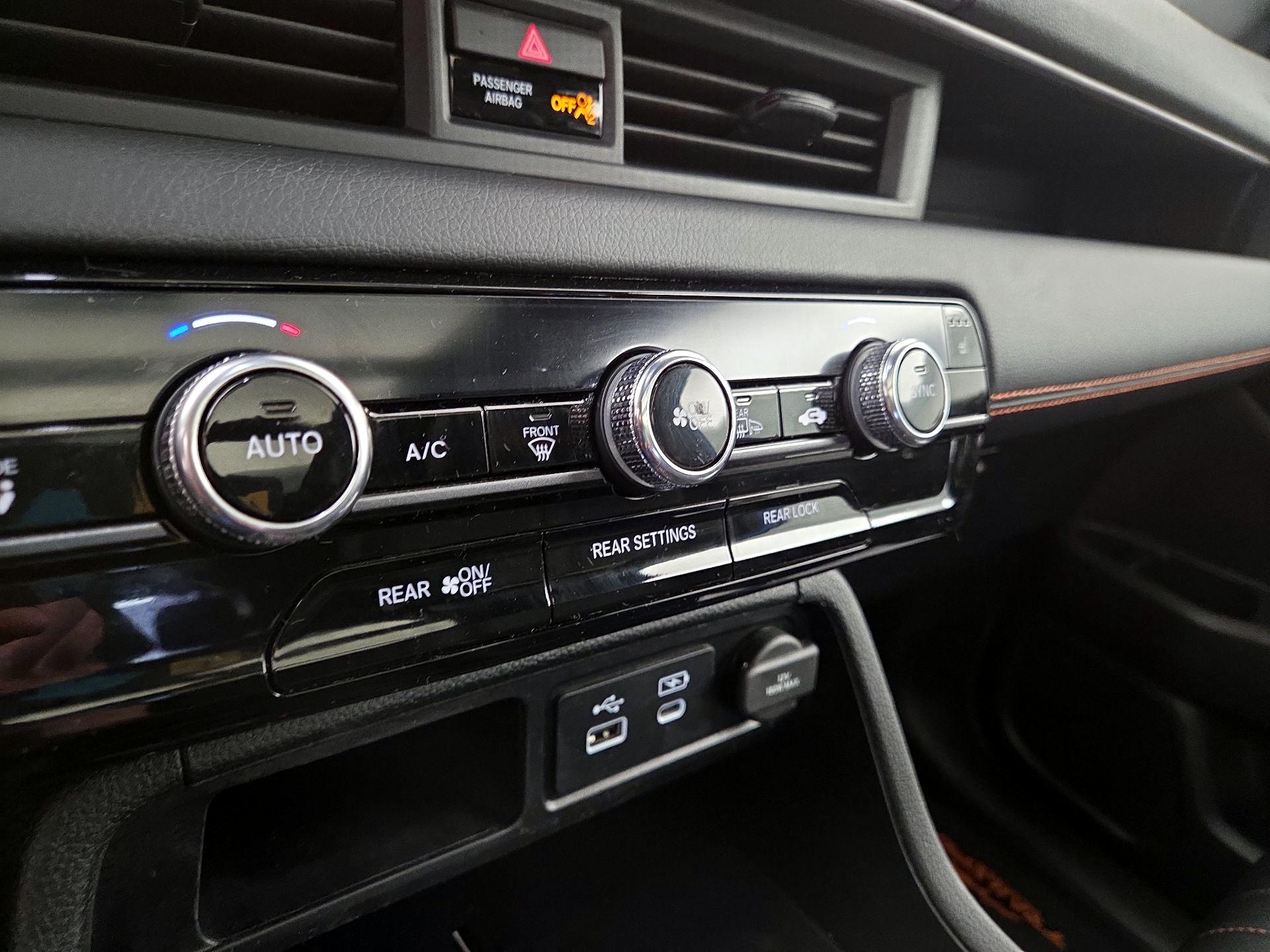 Thumbnail: 2024 Honda Pilot - 16