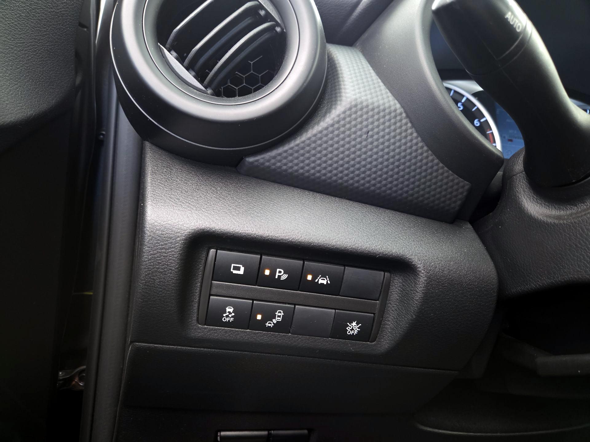 Thumbnail: 2023 Nissan Kicks - 13