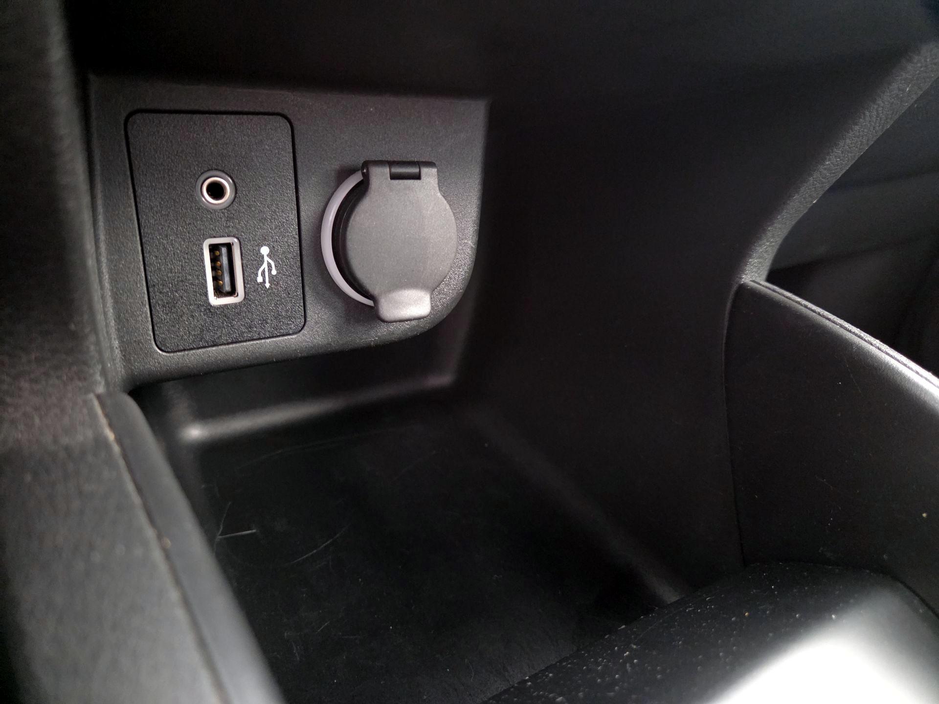 Thumbnail: 2023 Nissan Kicks - 18