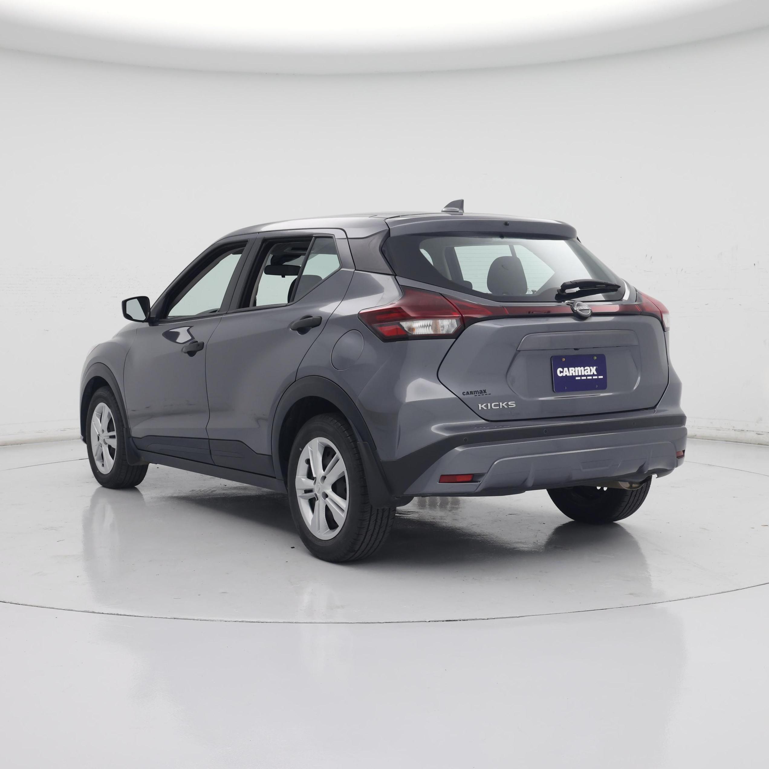 Thumbnail: 2023 Nissan Kicks - 2
