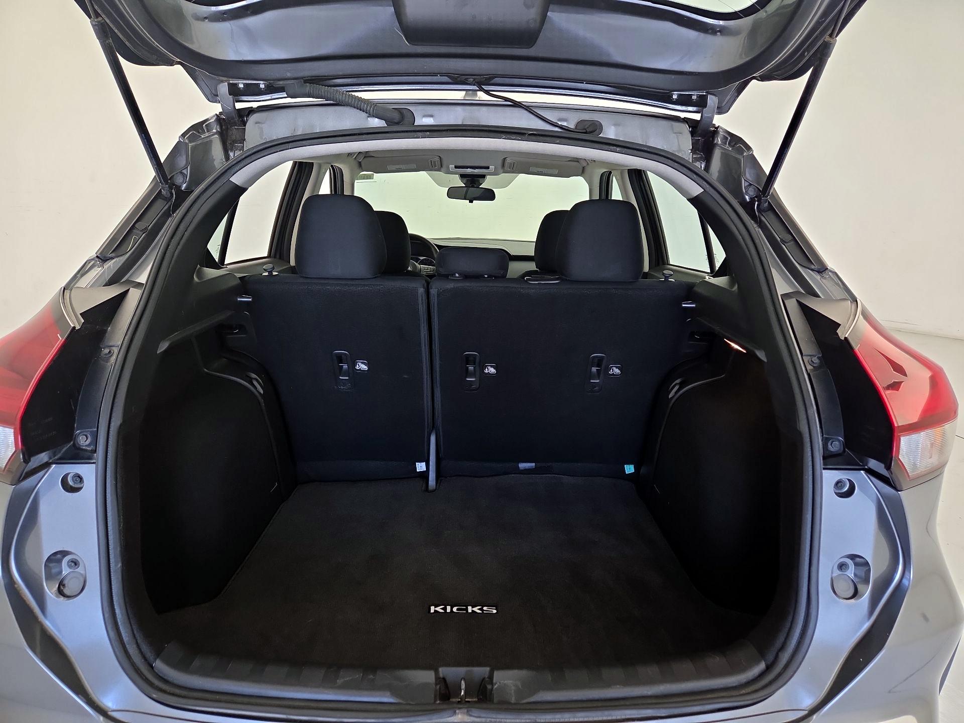 Thumbnail: 2023 Nissan Kicks - 20