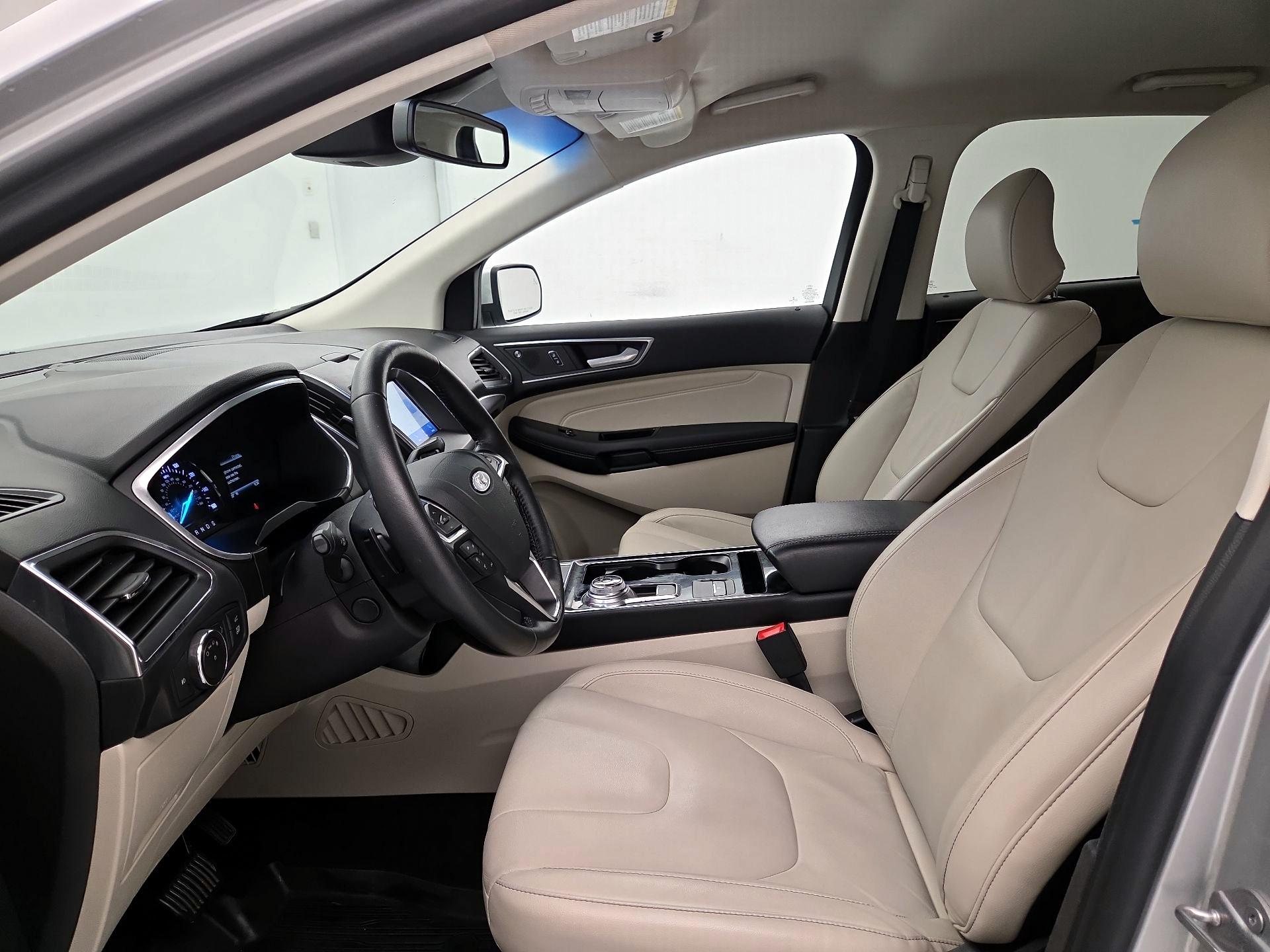 Thumbnail: 2019 Ford Edge - 11