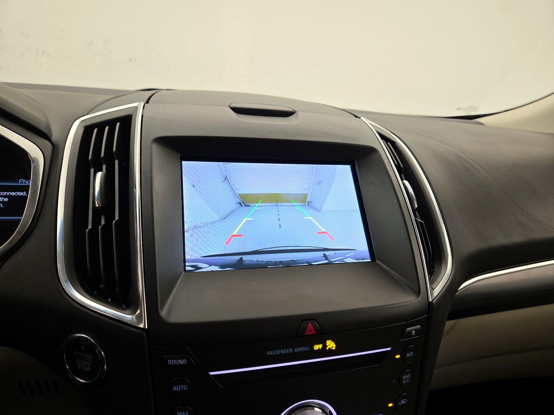 Thumbnail: 2019 Ford Edge - 14