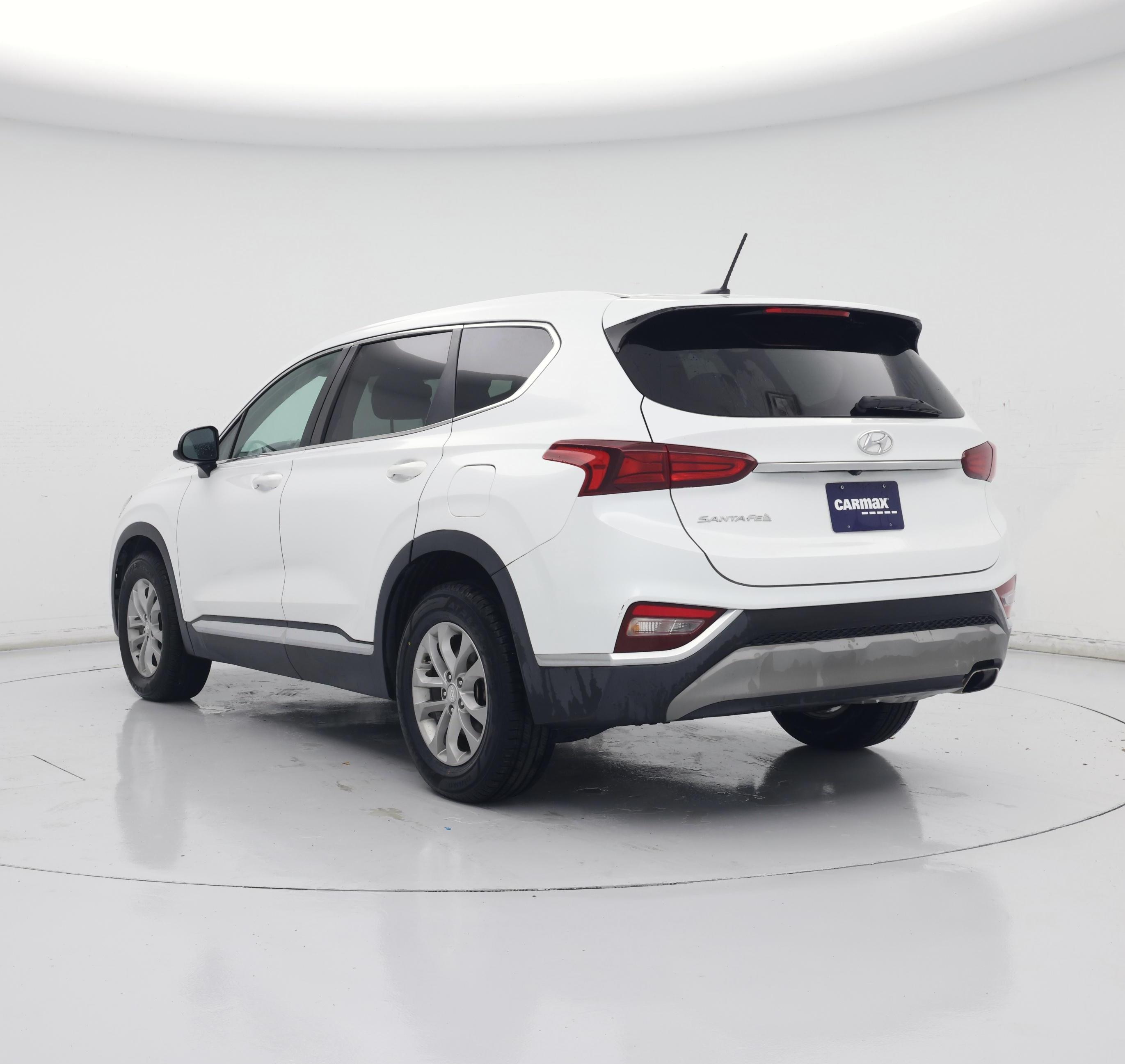 Thumbnail: 2019 Hyundai Santa Fe - 2