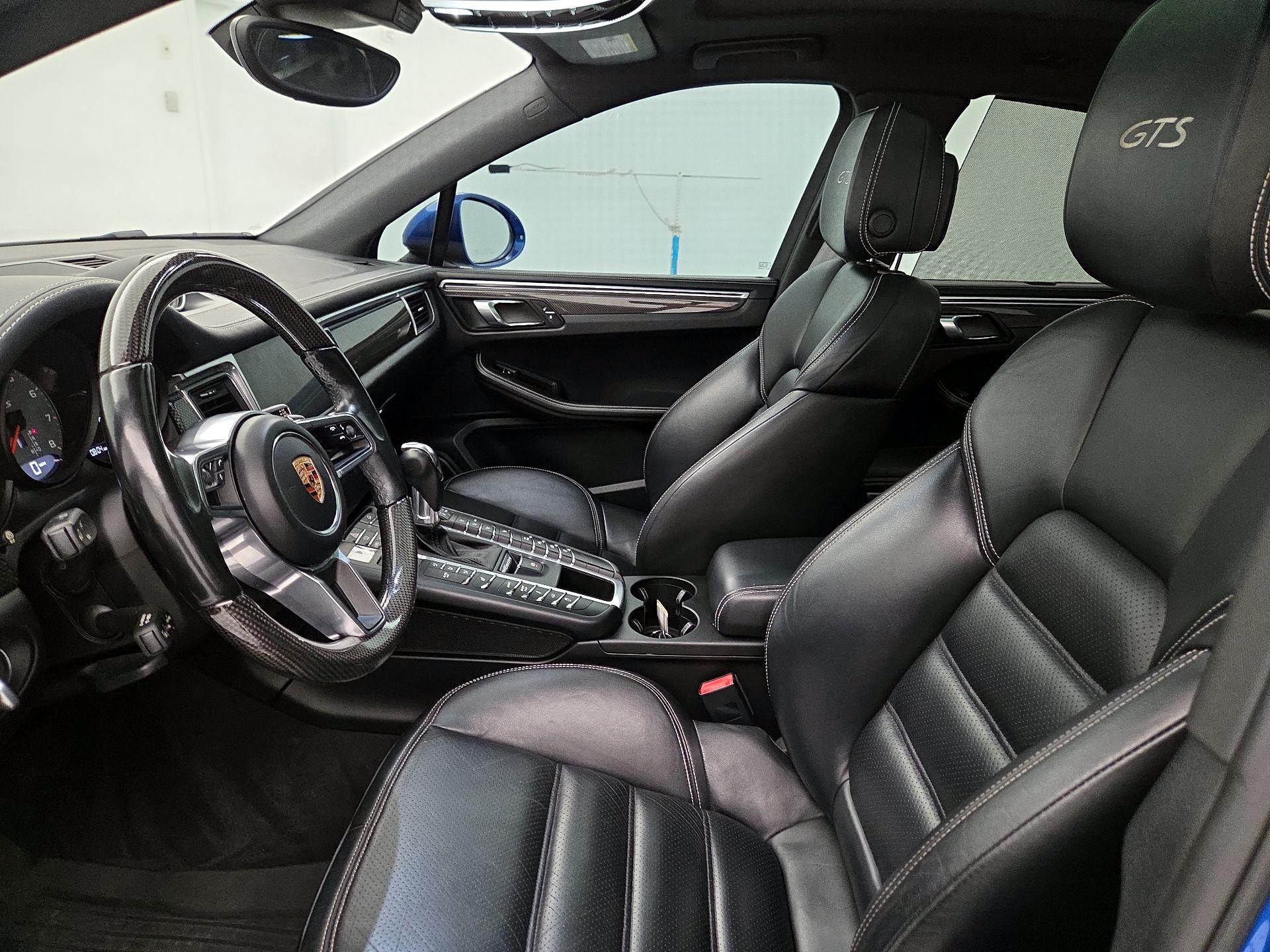 Thumbnail: 2018 Porsche Macan - 11