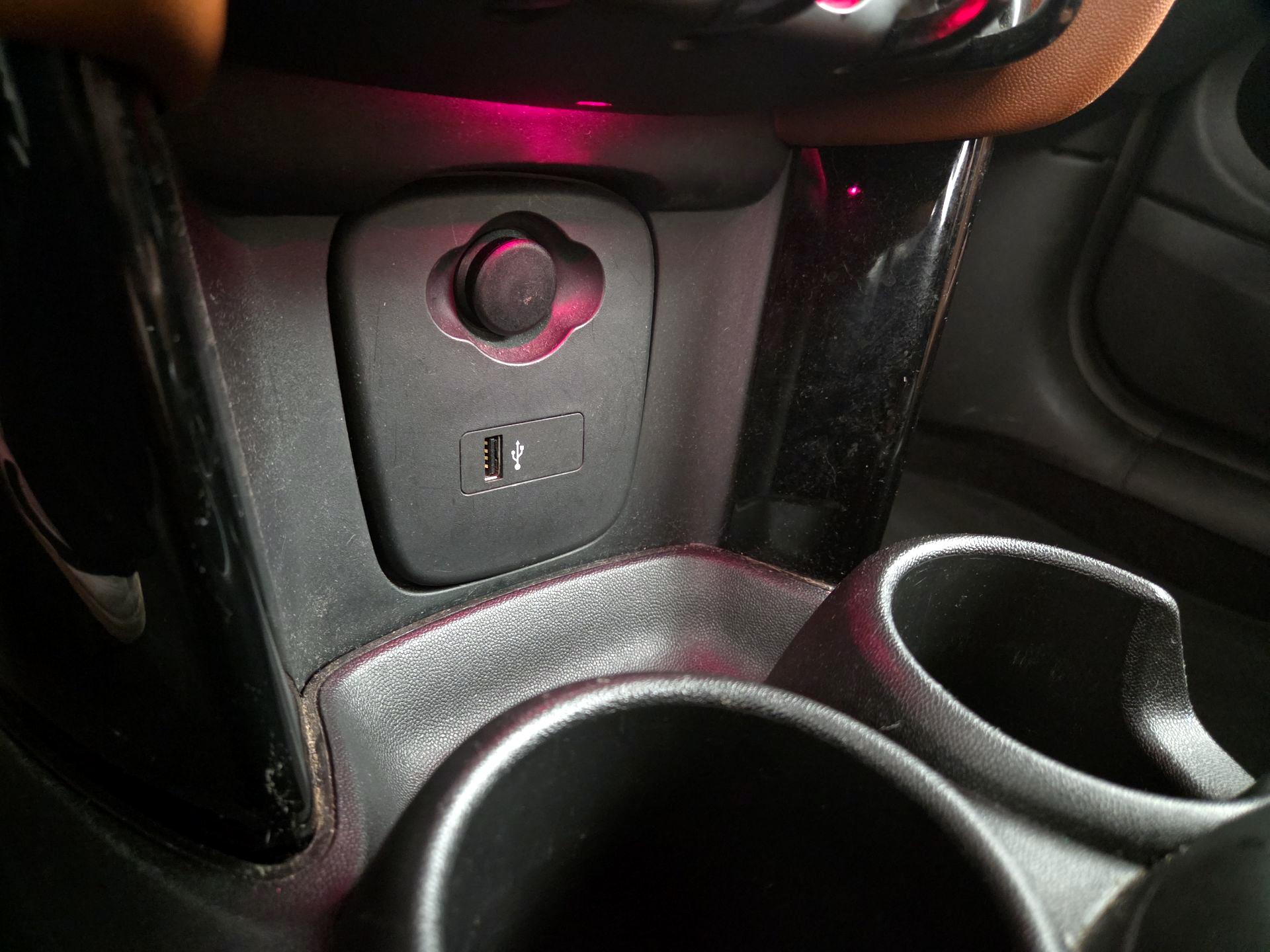 Thumbnail: 2019 MINI Cooper - 18