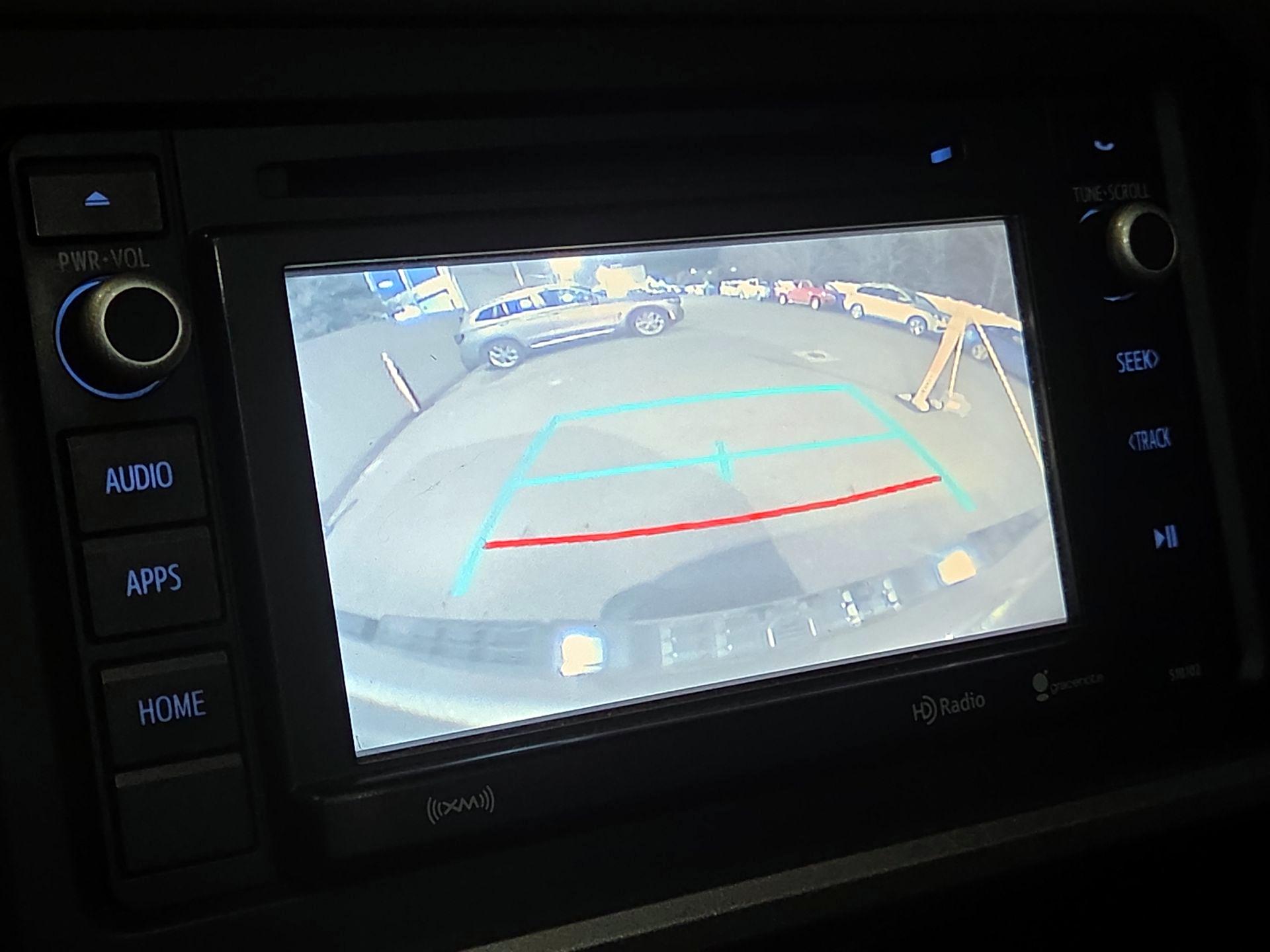 Thumbnail: 2018 Toyota Tacoma - 12