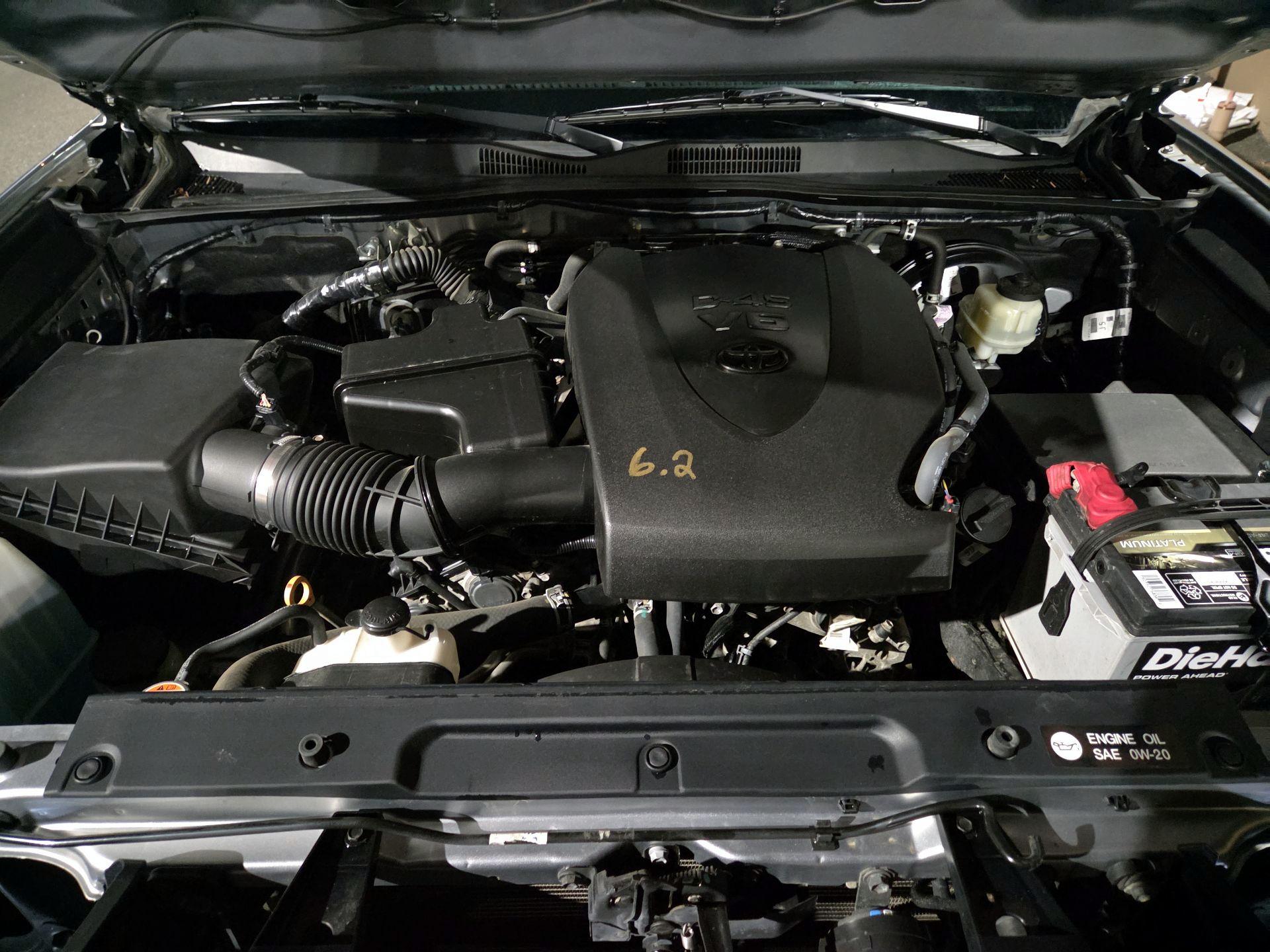 Thumbnail: 2018 Toyota Tacoma - 19