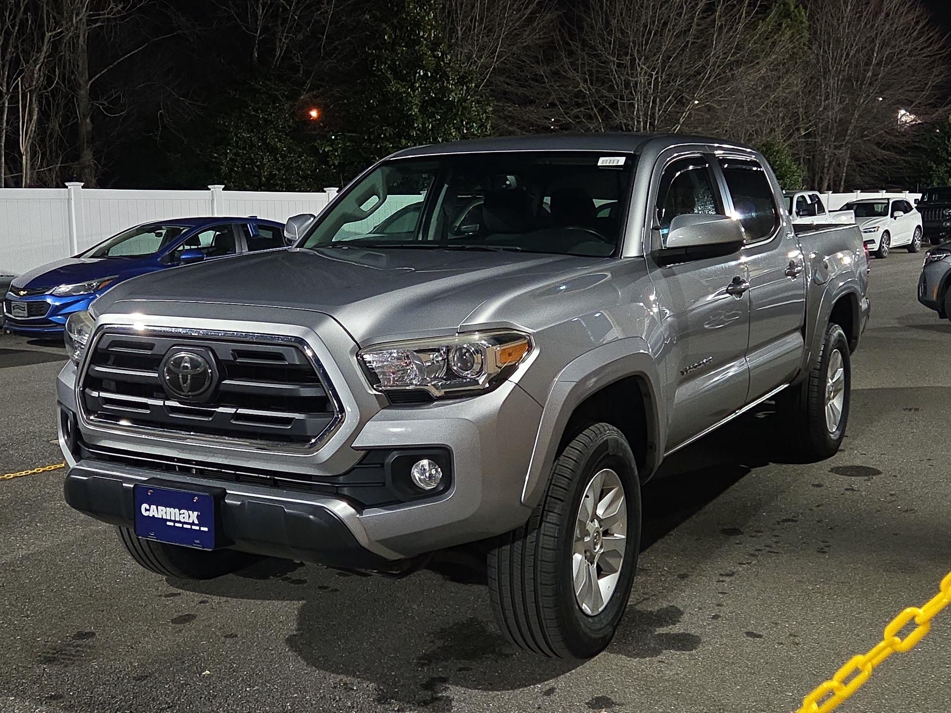 Thumbnail: 2018 Toyota Tacoma - 3