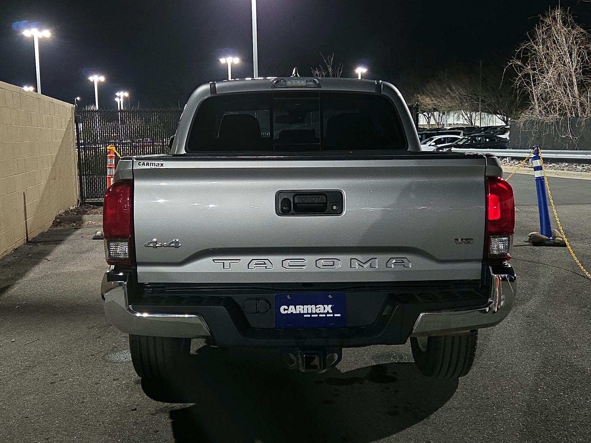 Thumbnail: 2018 Toyota Tacoma - 6