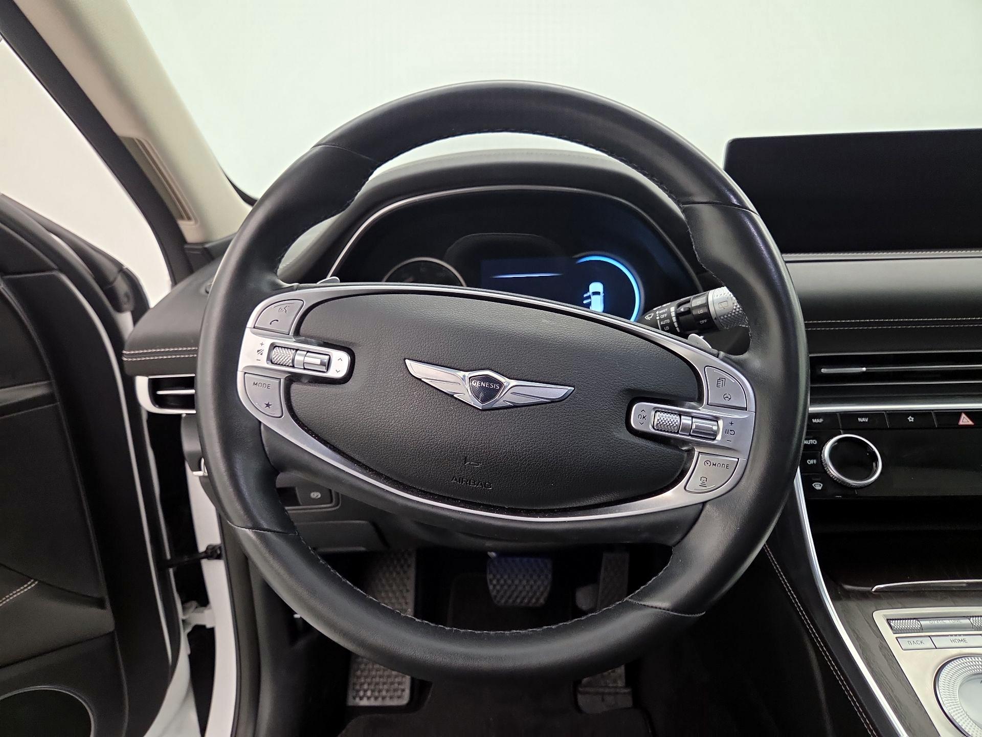 Thumbnail: 2021 Genesis GV80 - 10