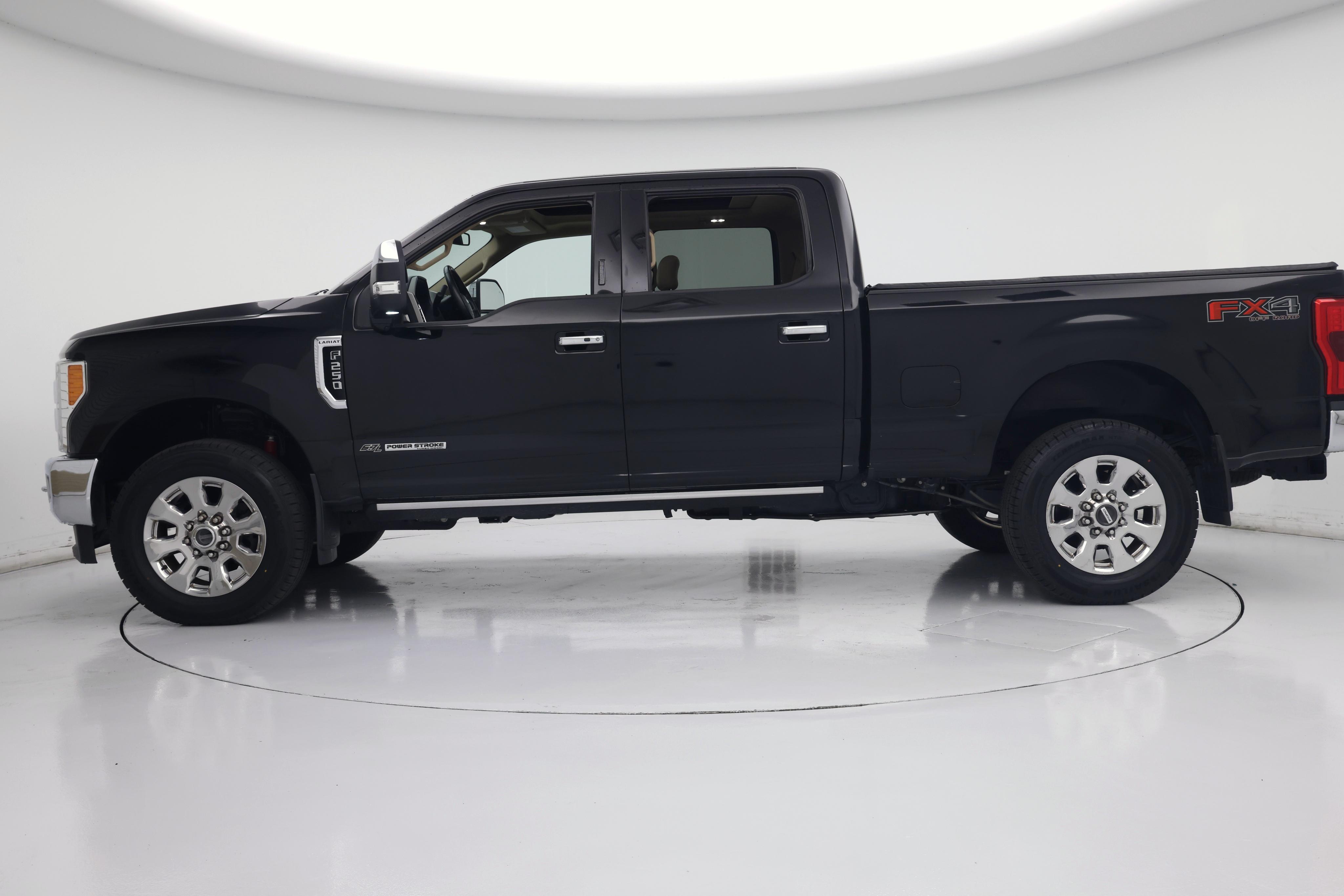 Thumbnail: 2017 Ford F-250 - 3