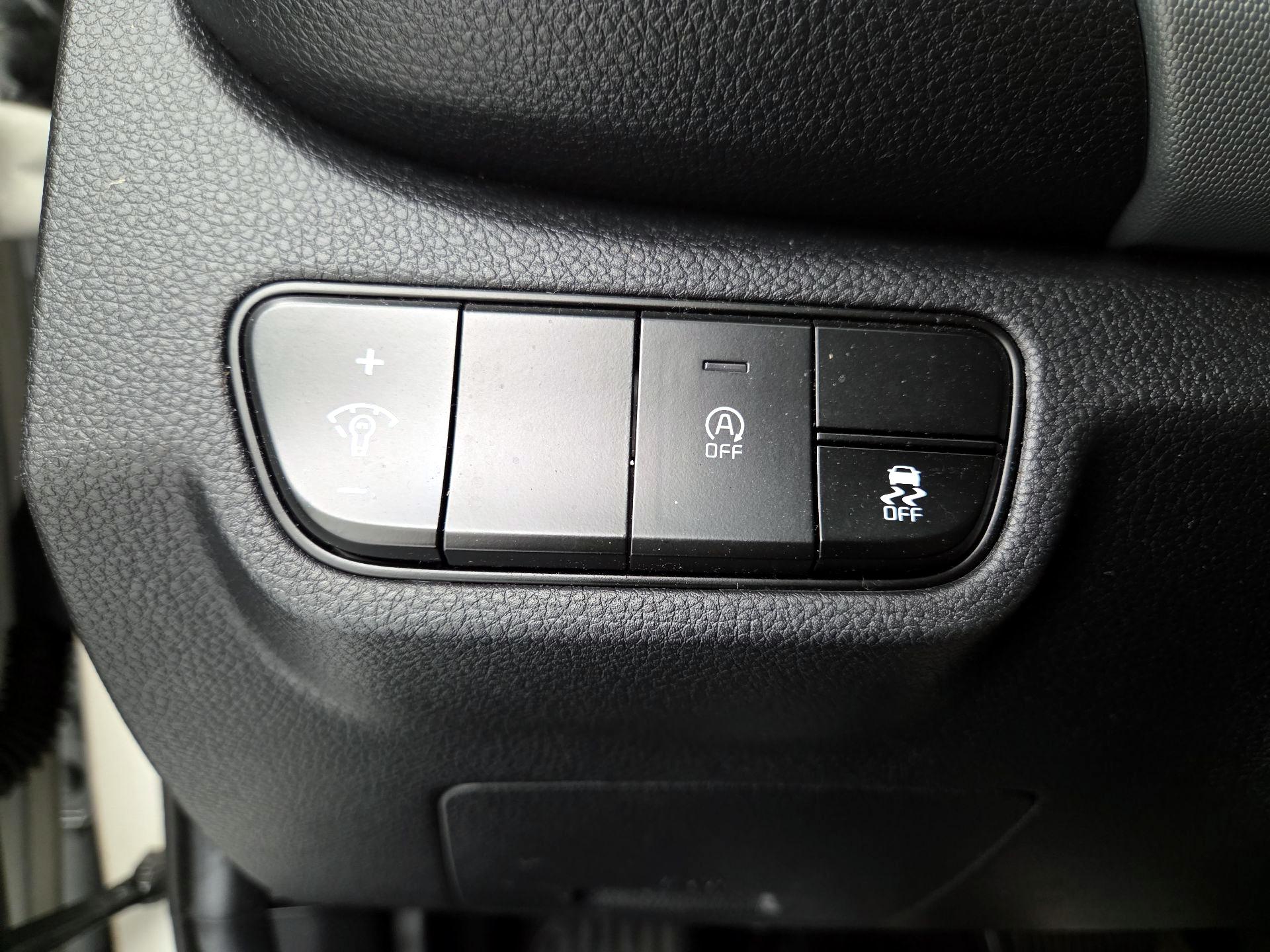 Thumbnail: 2021 Kia Seltos - 13