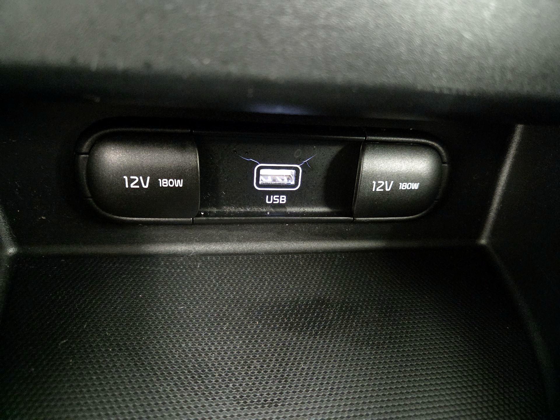 Thumbnail: 2021 Kia Seltos - 18