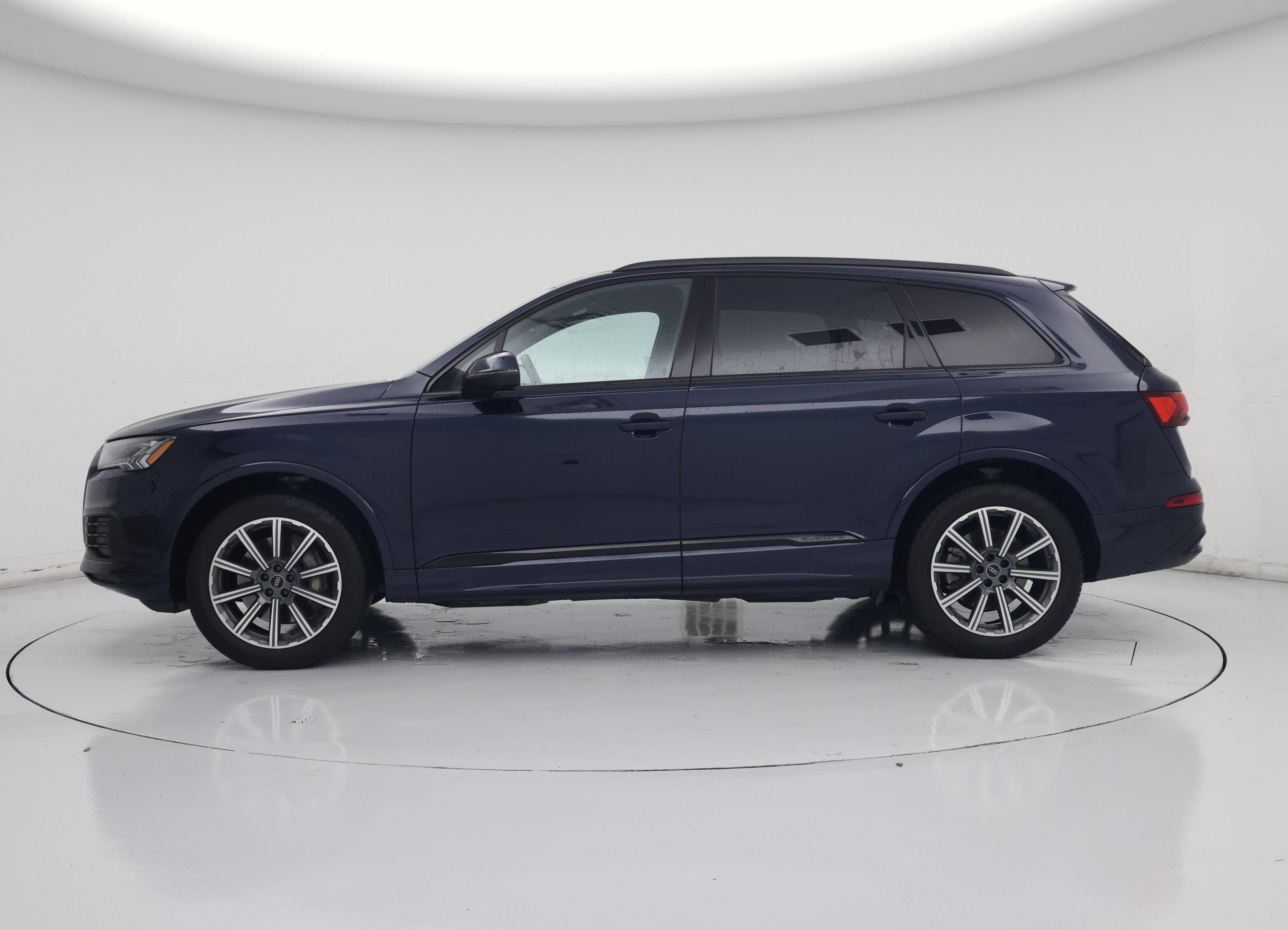 Thumbnail: 2023 Audi Q7 - 3