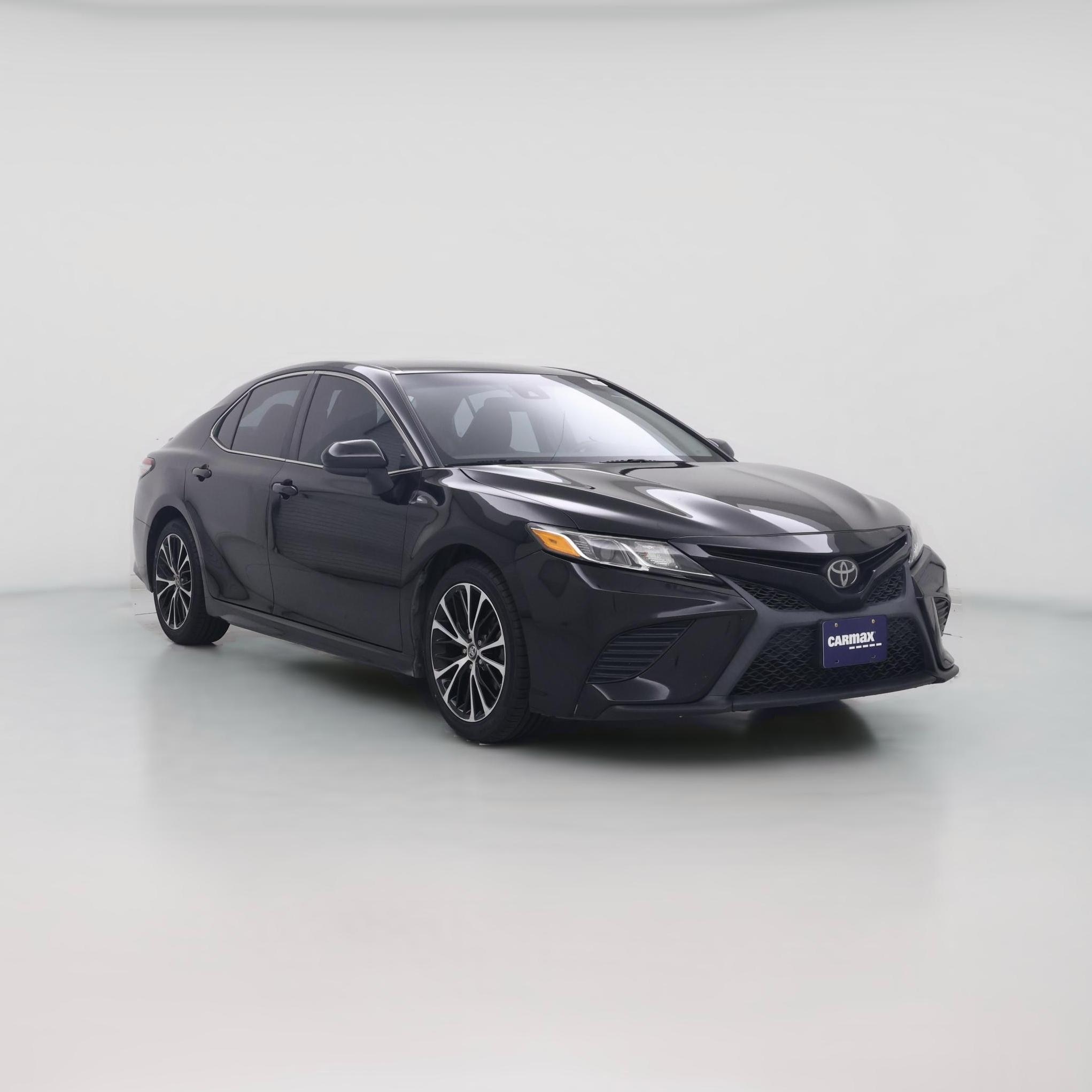 Thumbnail: 2019 Toyota Camry - 1