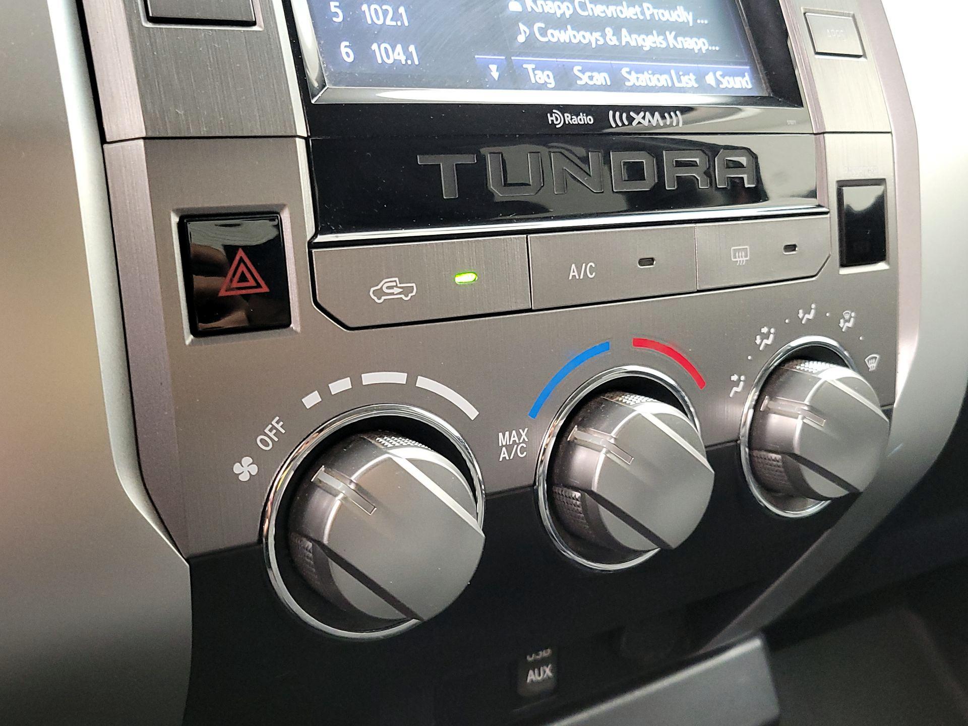Thumbnail: 2014 Toyota Tundra - 16