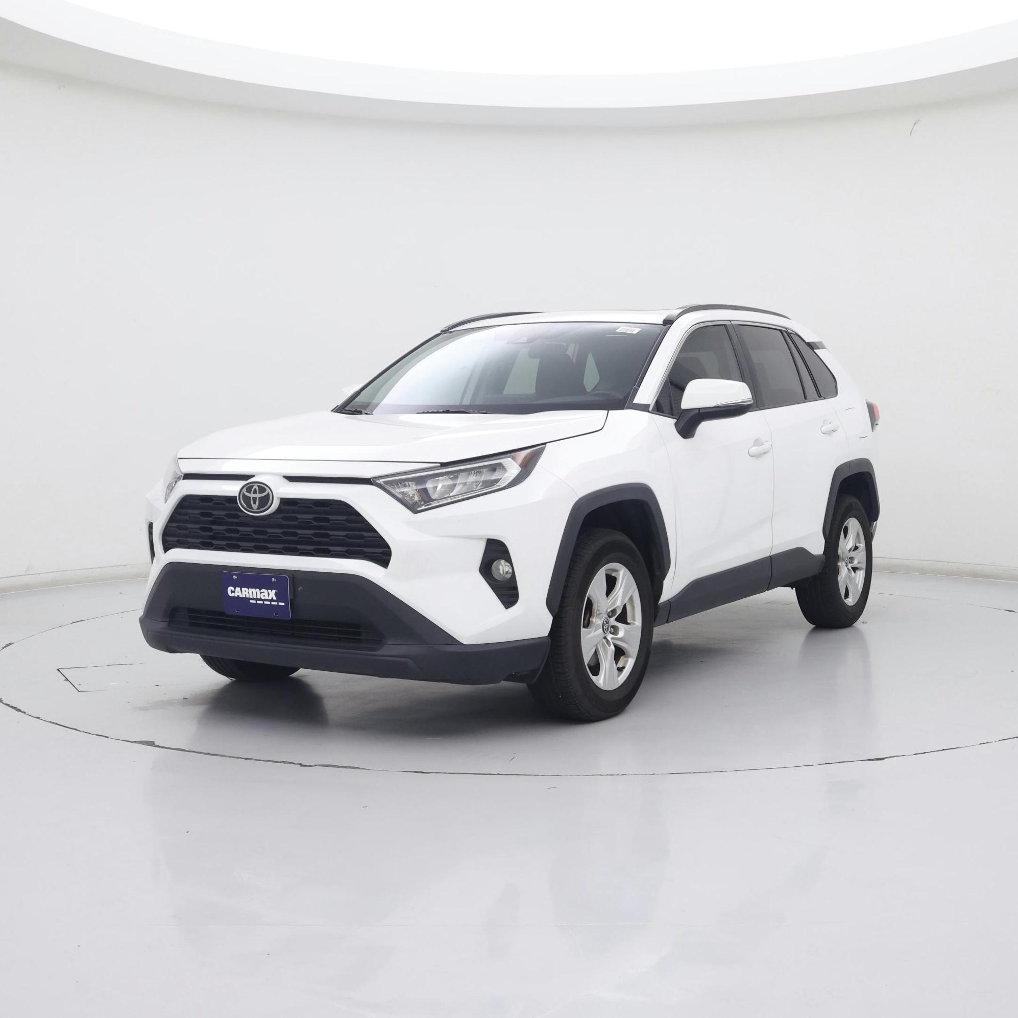Thumbnail: 2021 Toyota RAV4 - 4
