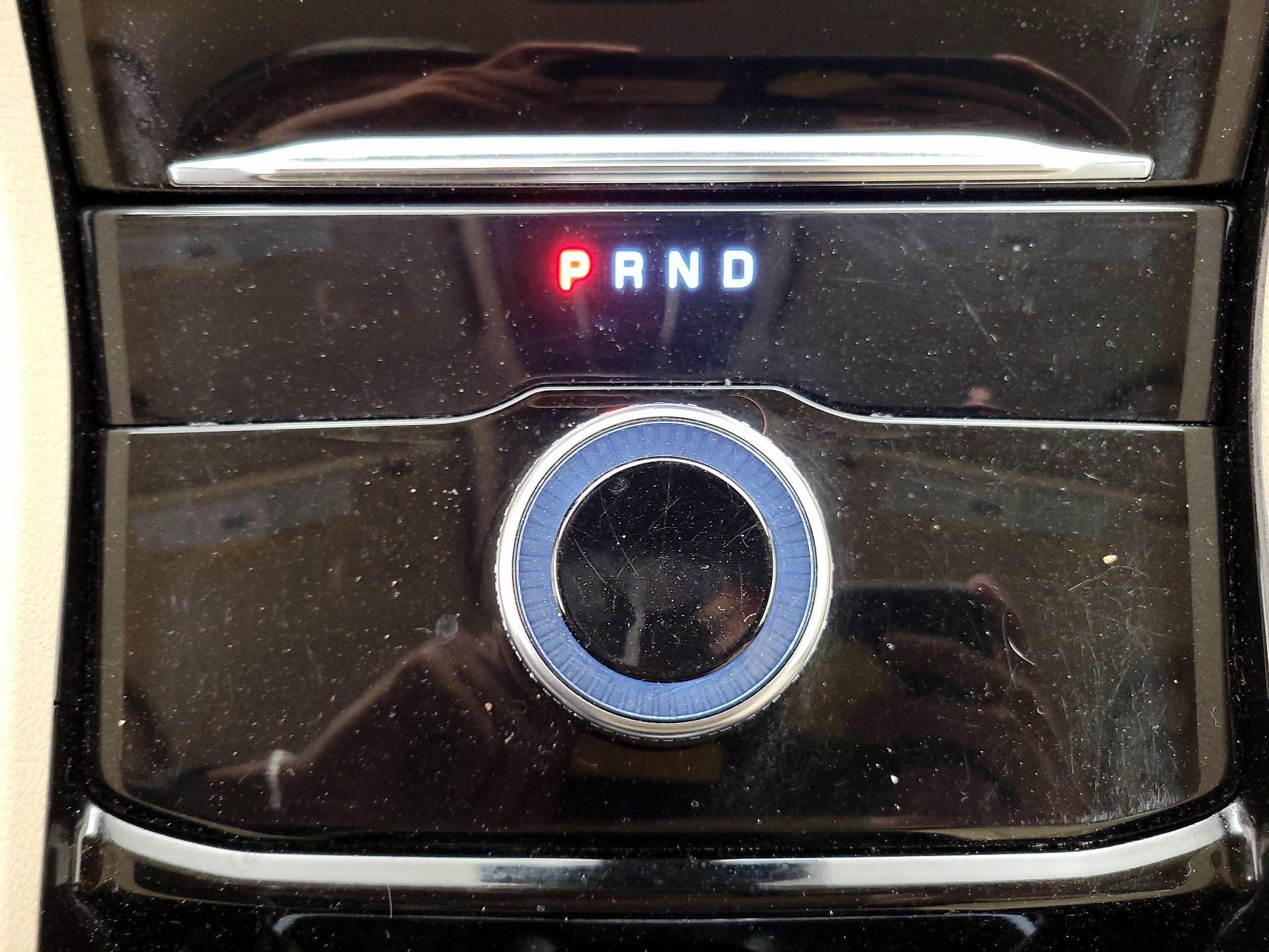 Thumbnail: 2022 Jeep Grand Cherokee - 17