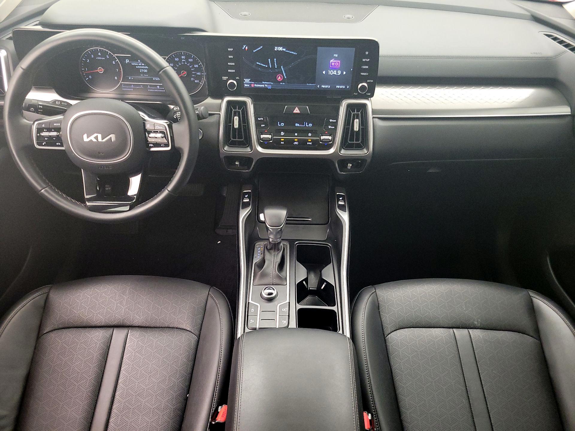 Thumbnail: 2022 Kia Sorento - 9