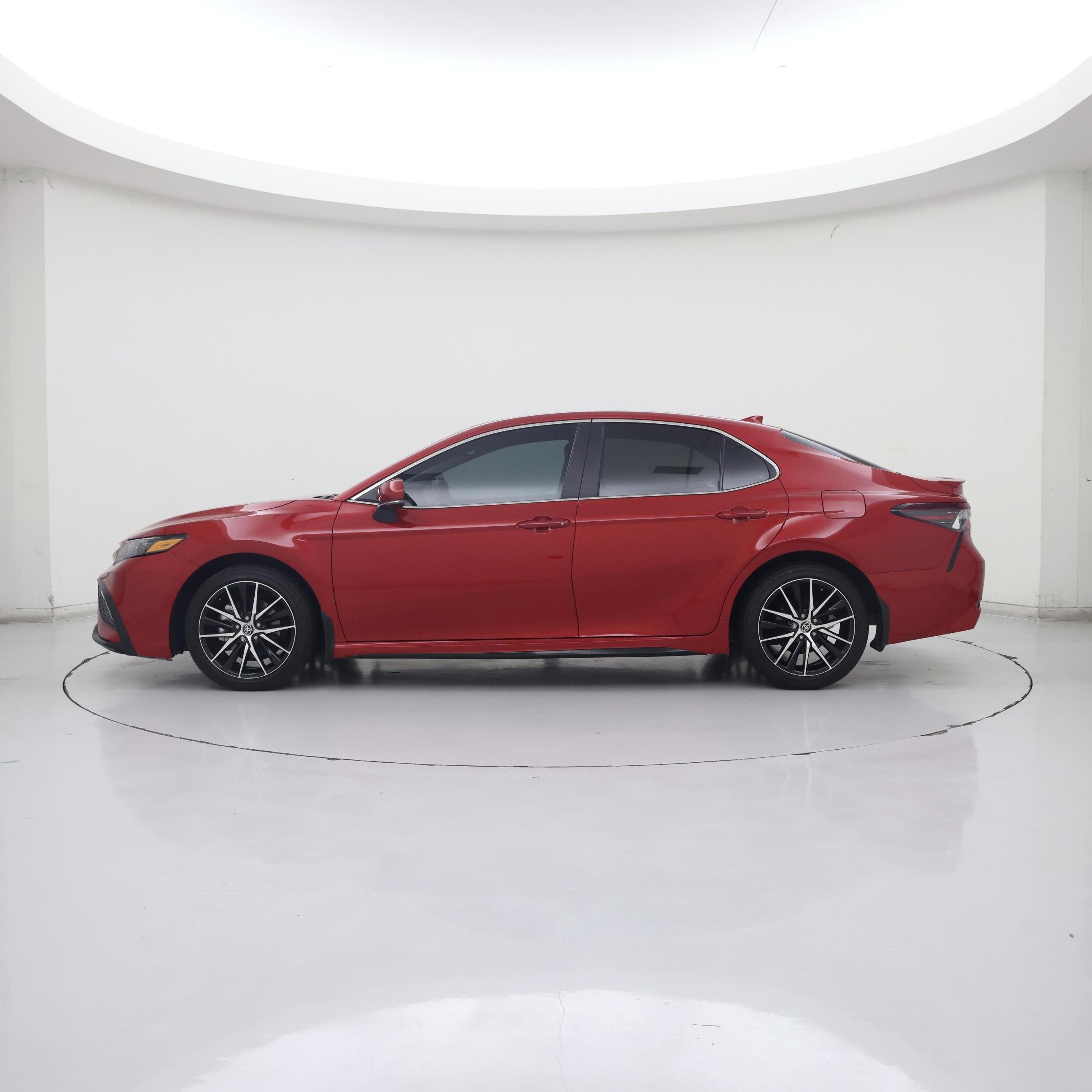 Thumbnail: 2024 Toyota Camry - 3