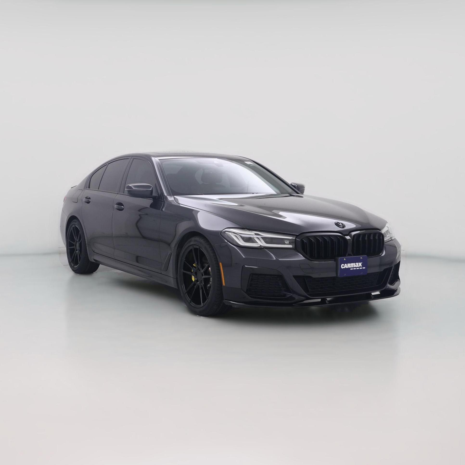 Thumbnail: 2022 BMW 5 Series - 1