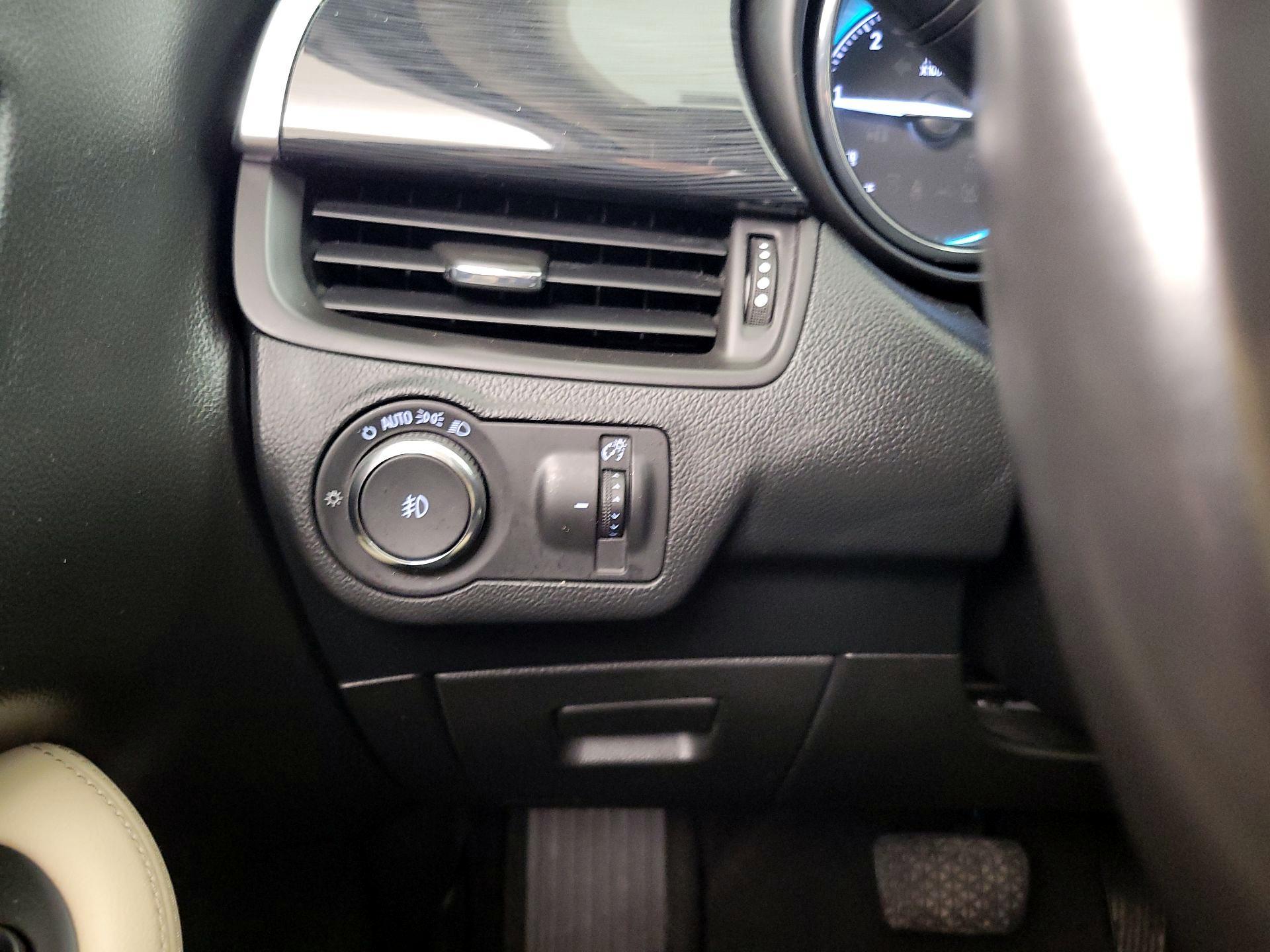 Thumbnail: 2018 Buick Envision - 13