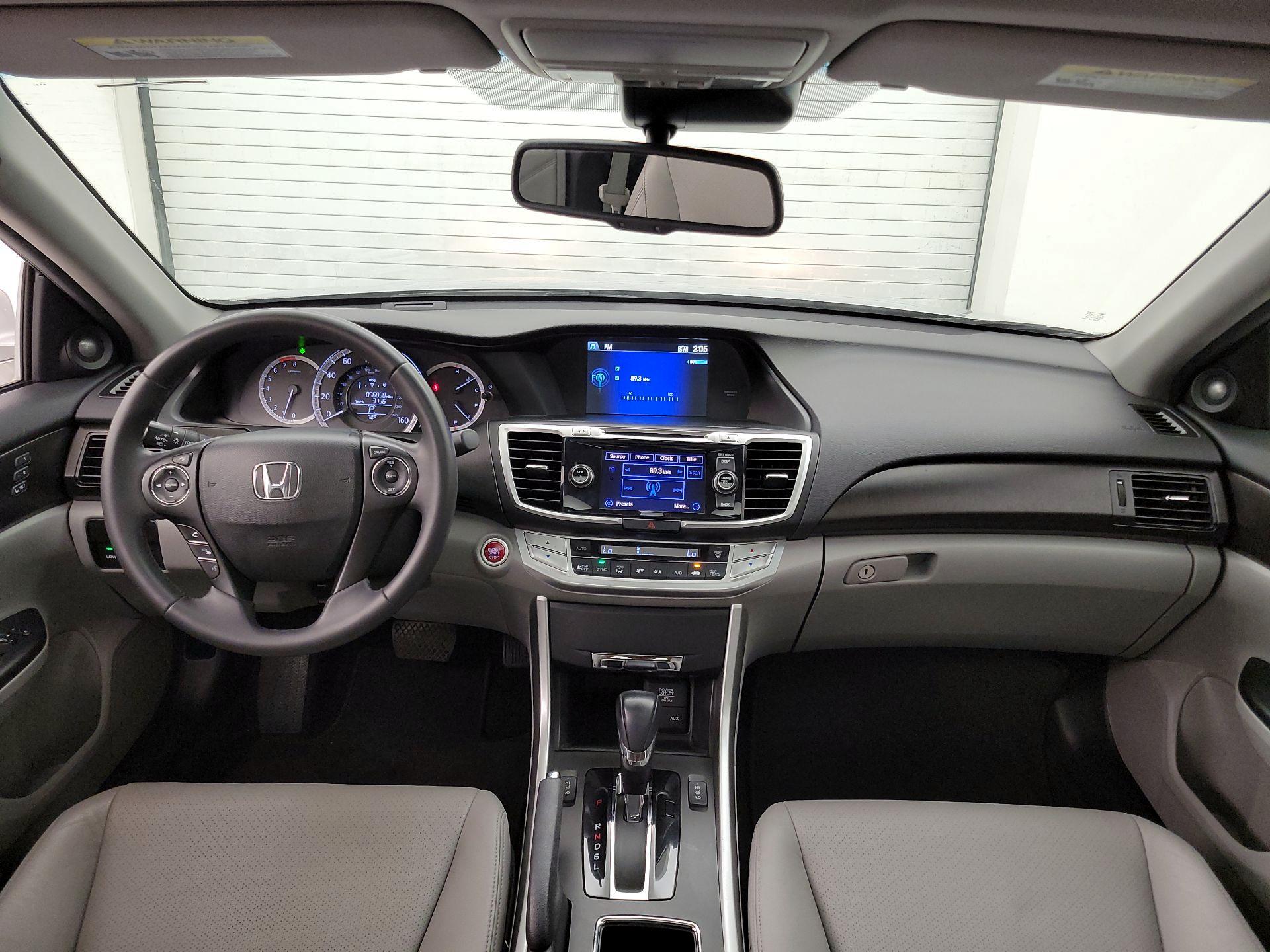 Thumbnail: 2015 Honda Accord - 9