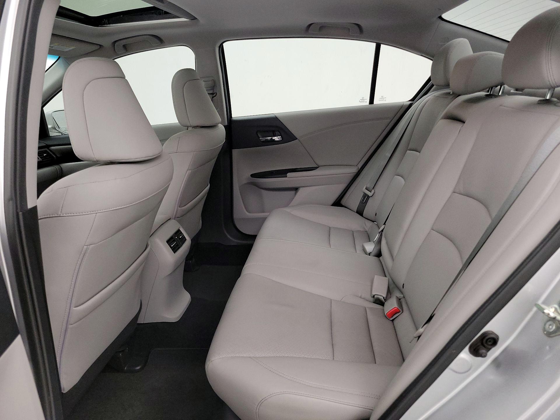 Thumbnail: 2015 Honda Accord - 20