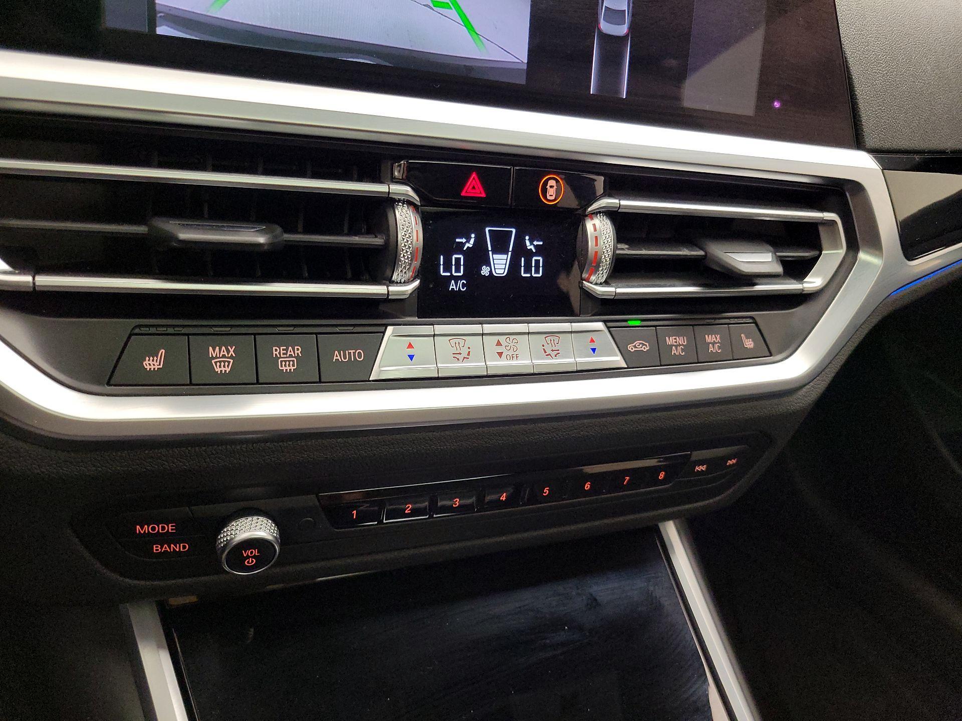Thumbnail: 2019 BMW 3 Series - 17
