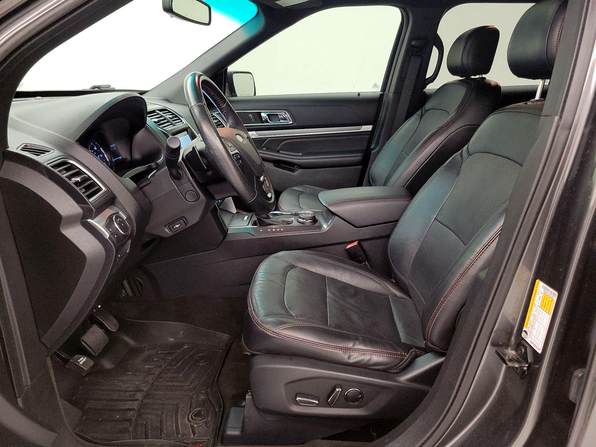 Thumbnail: 2017 Ford Explorer - 11