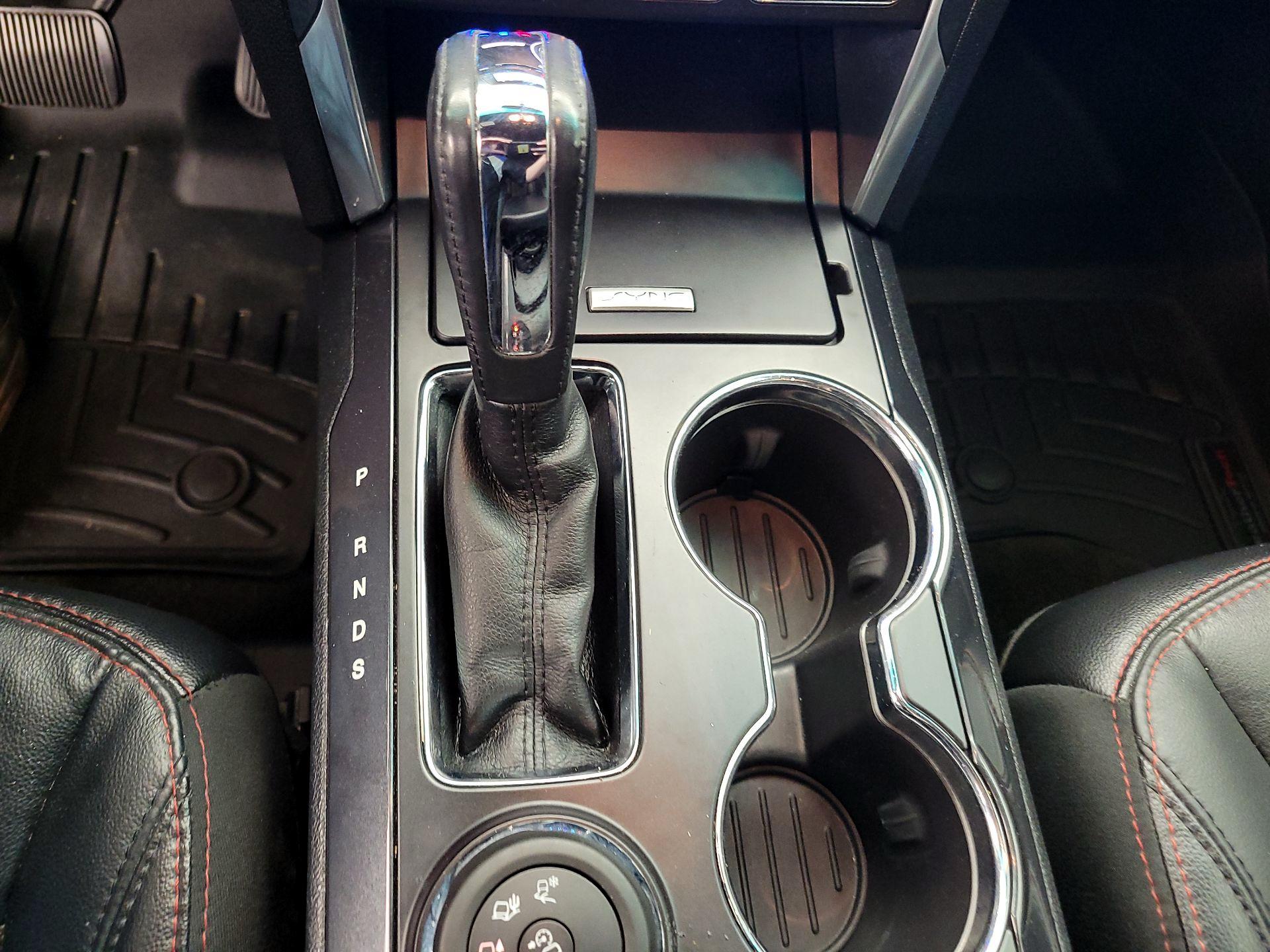 Thumbnail: 2017 Ford Explorer - 18