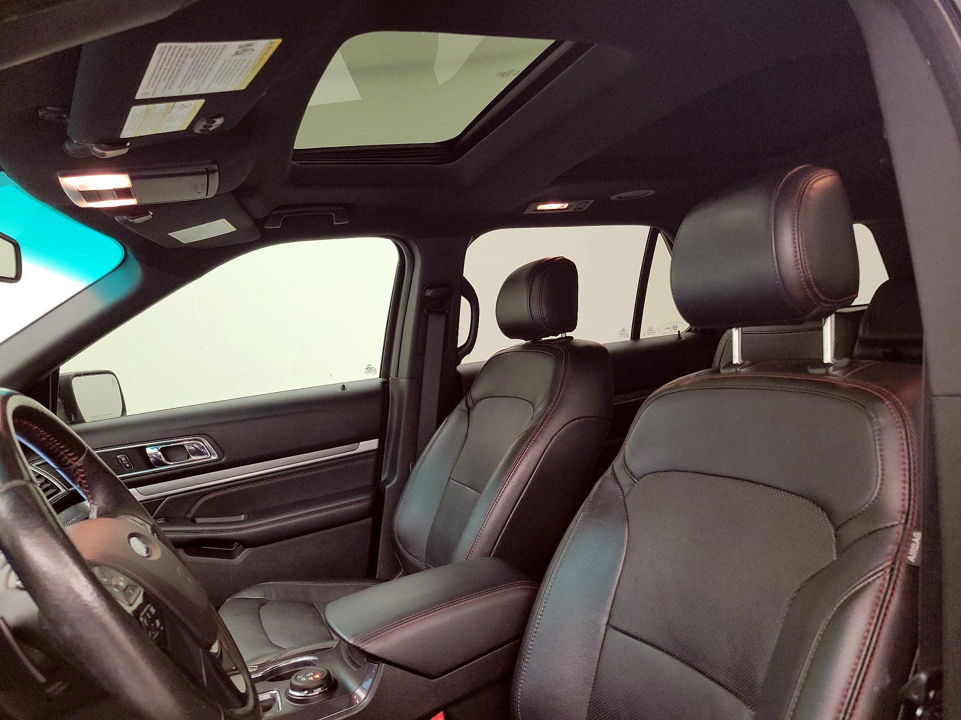 Thumbnail: 2017 Ford Explorer - 20