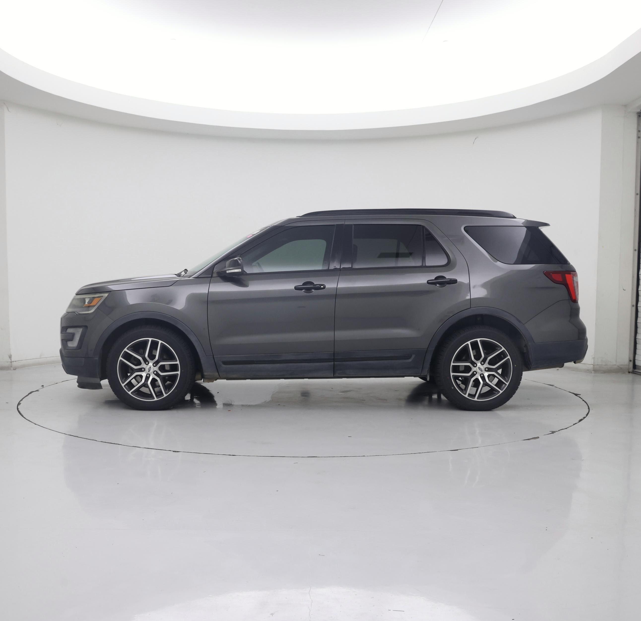 Thumbnail: 2017 Ford Explorer - 3