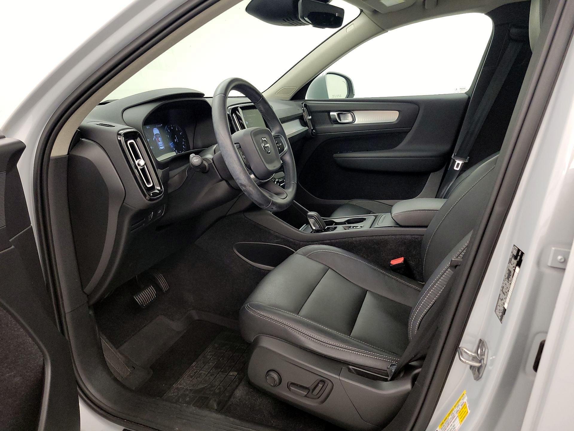 Thumbnail: 2020 Volvo XC40 - 11