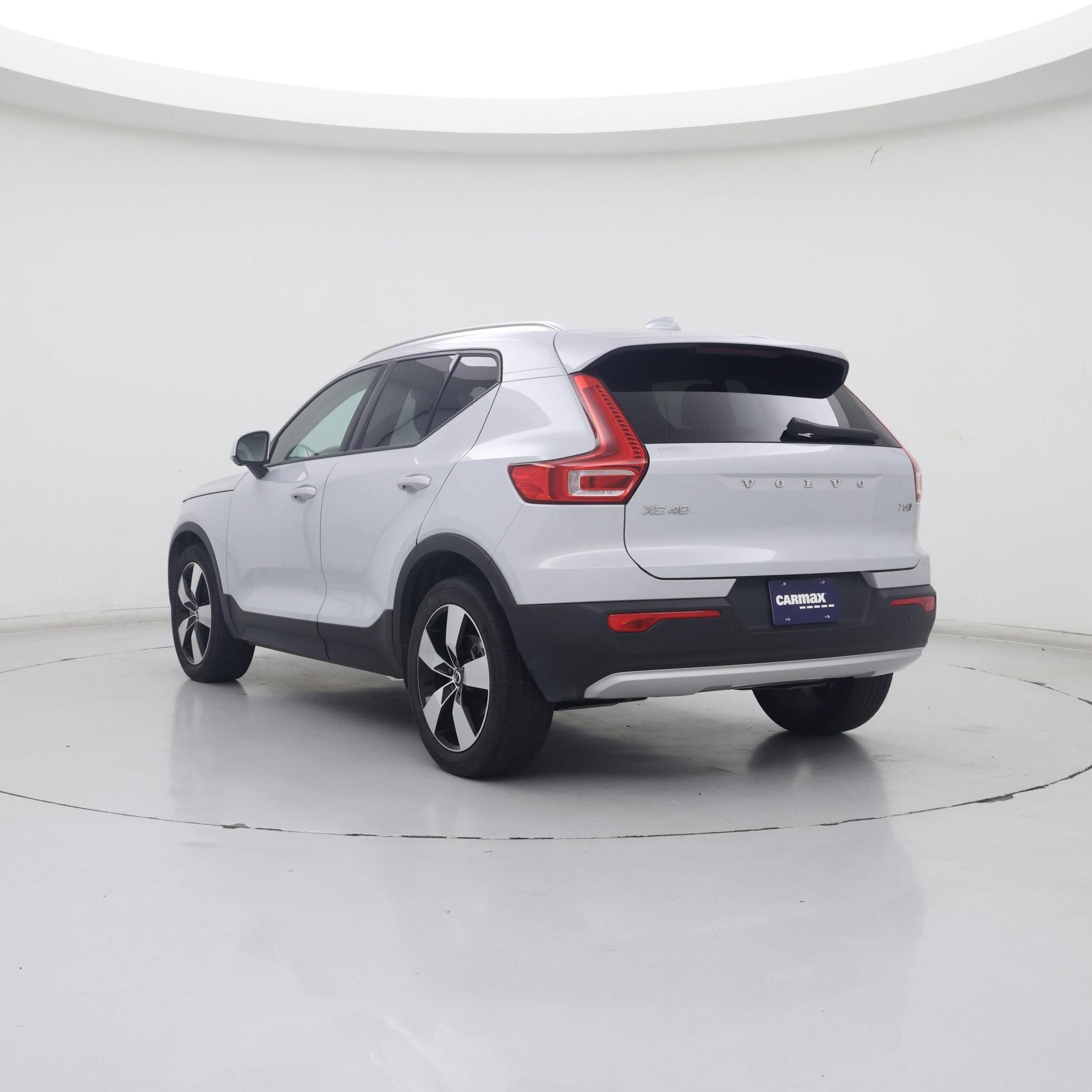 Thumbnail: 2020 Volvo XC40 - 2