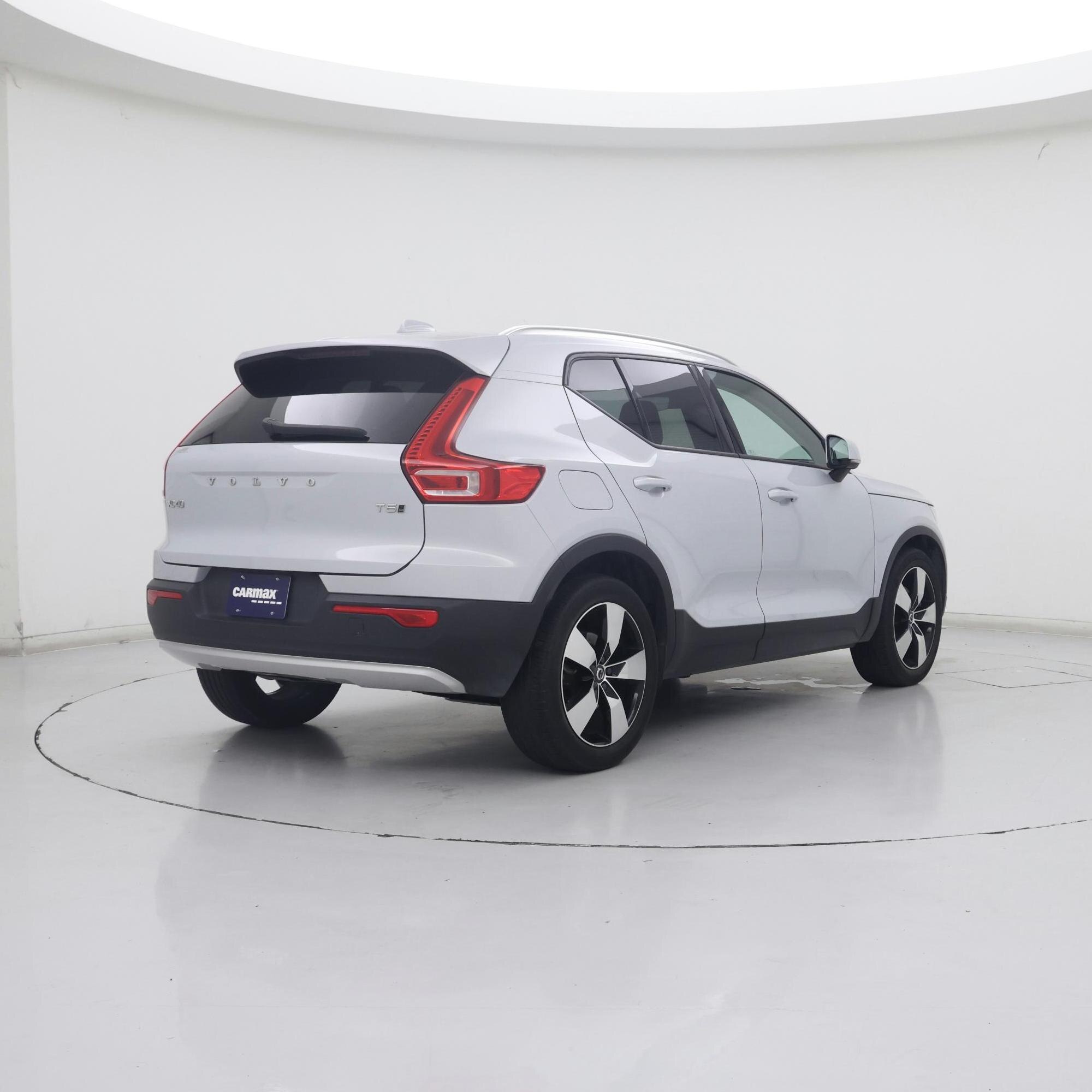 Thumbnail: 2020 Volvo XC40 - 8