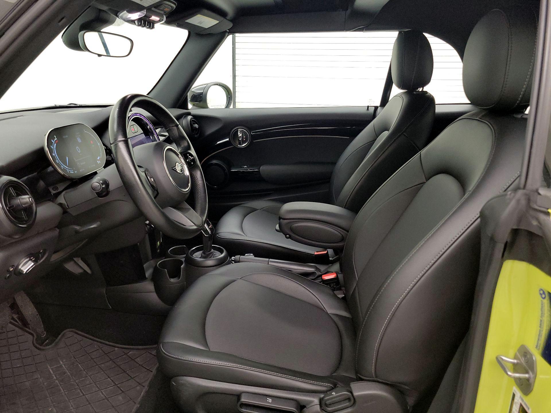 Thumbnail: 2022 MINI Cooper - 11