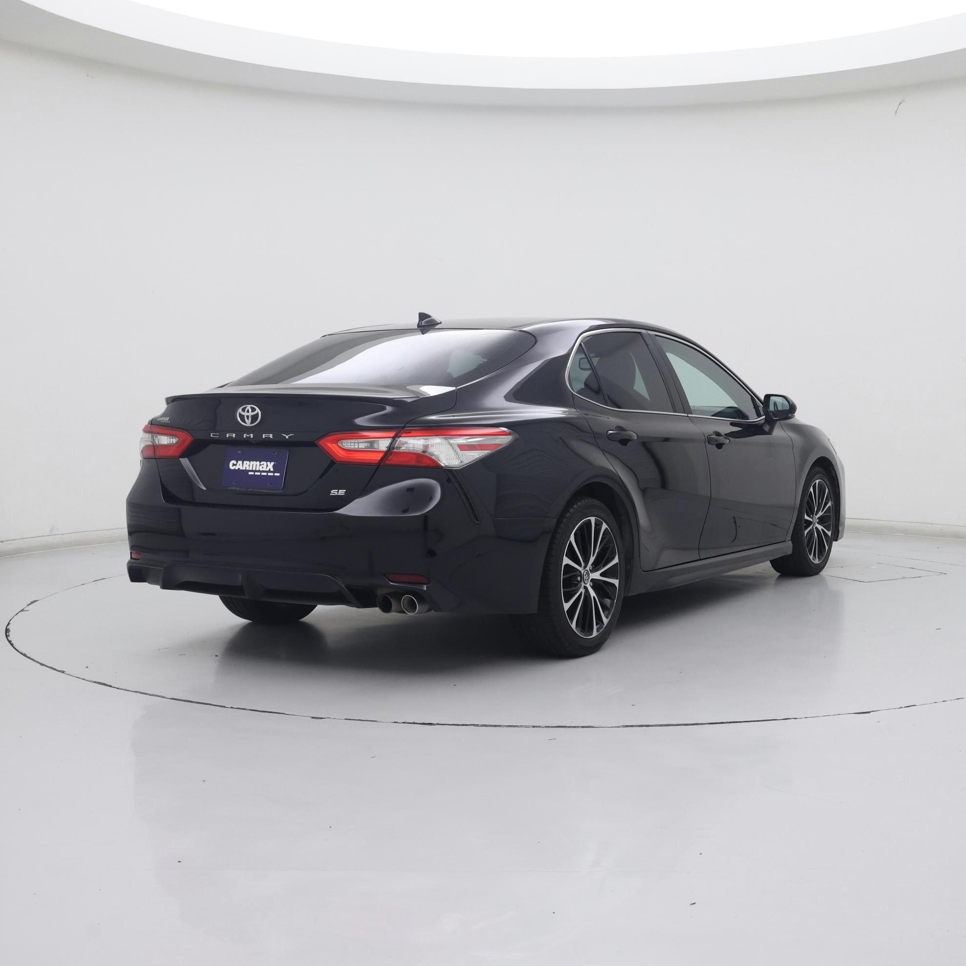 Thumbnail: 2018 Toyota Camry - 8